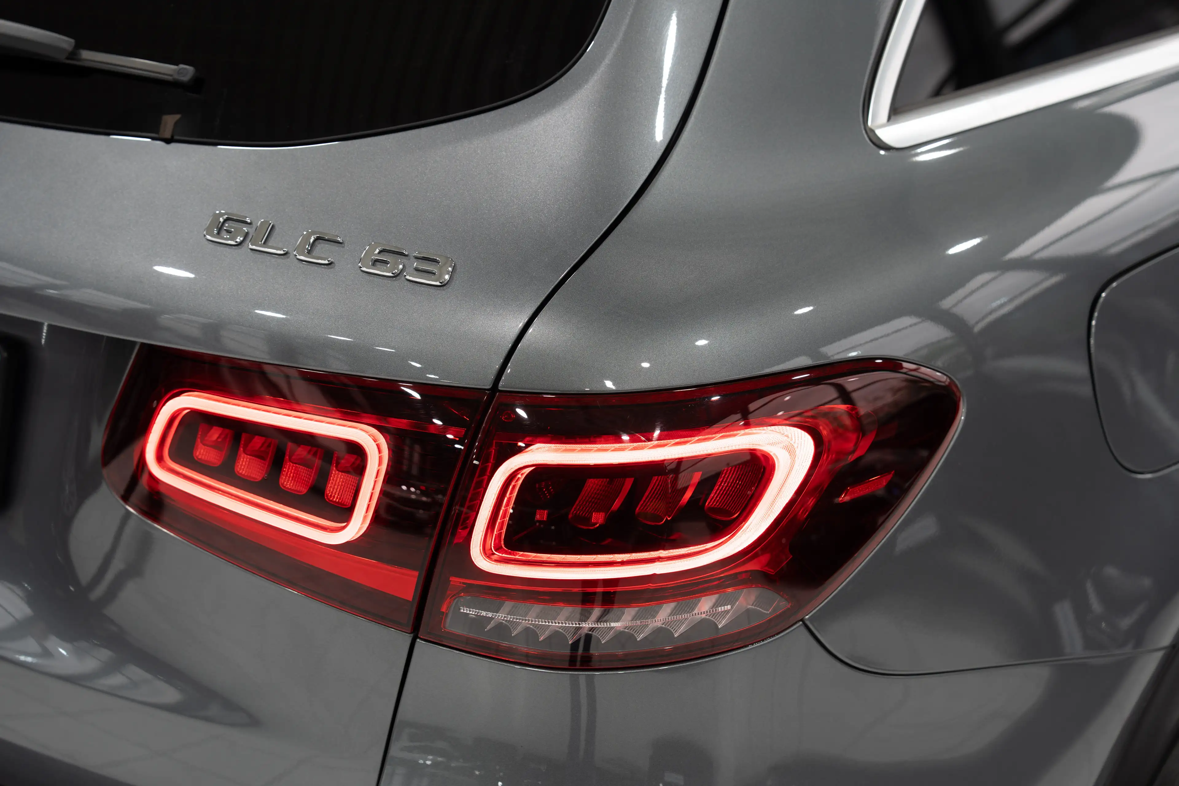 Mercedes-Benz GLC 63 AMG 4Matic*SPORT-FAHRWERK*NAPPA*PANO*LED* — photo 11