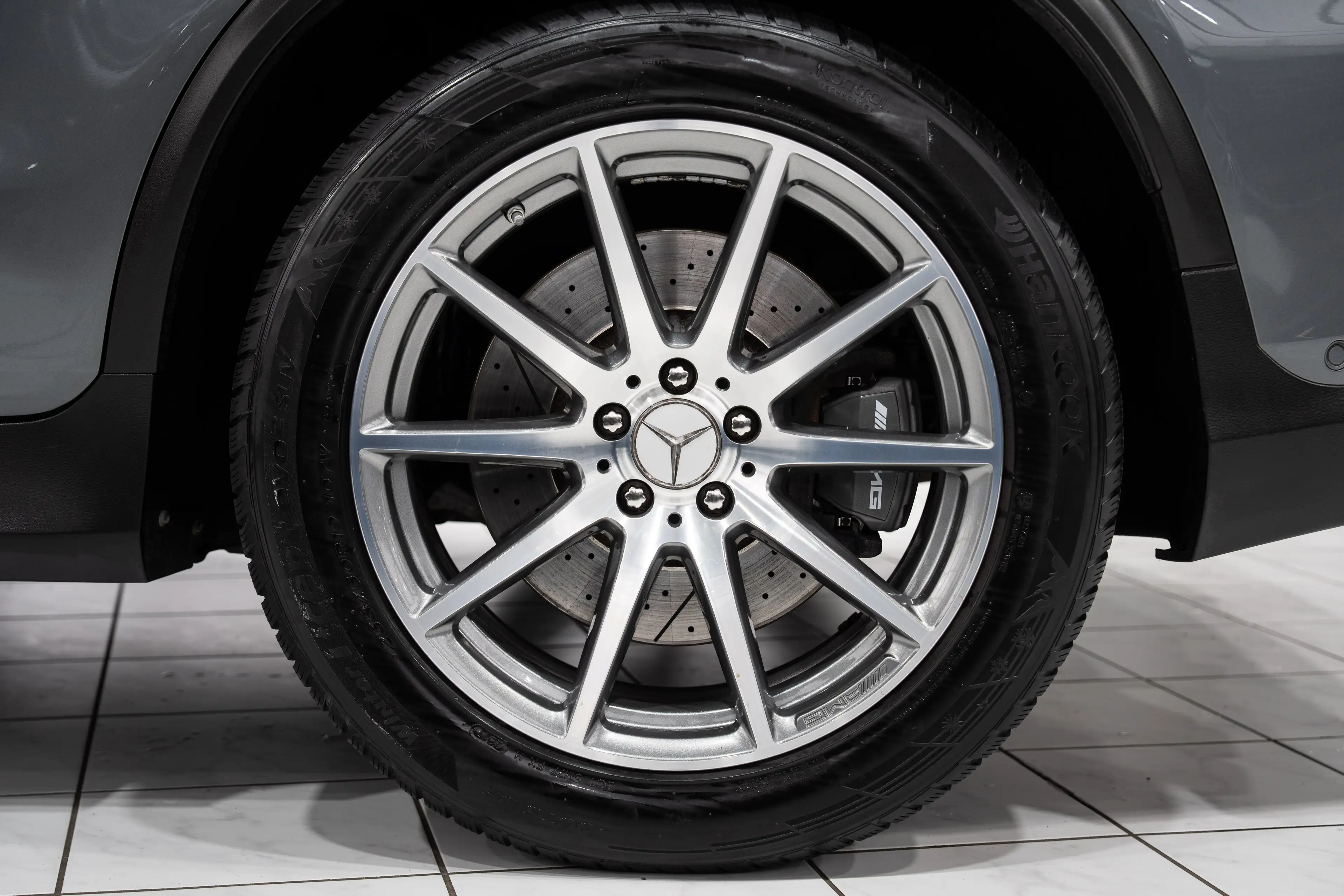 Mercedes-Benz GLC 63 AMG 4Matic*SPORT-FAHRWERK*NAPPA*PANO*LED* — photo 13