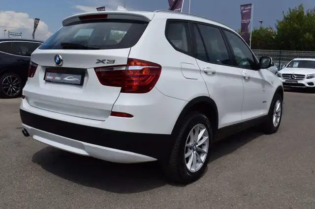 BMW X3 view 7