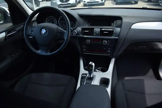 BMW X3 view 2