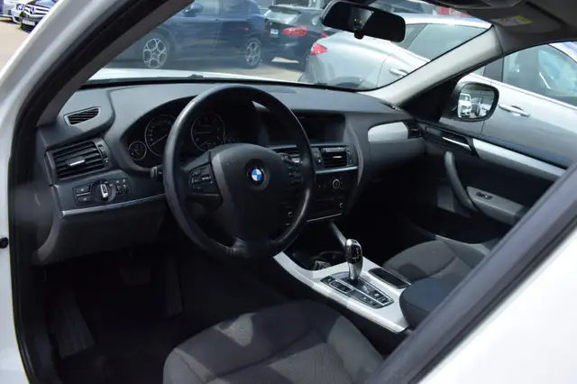 BMW X3 view 14