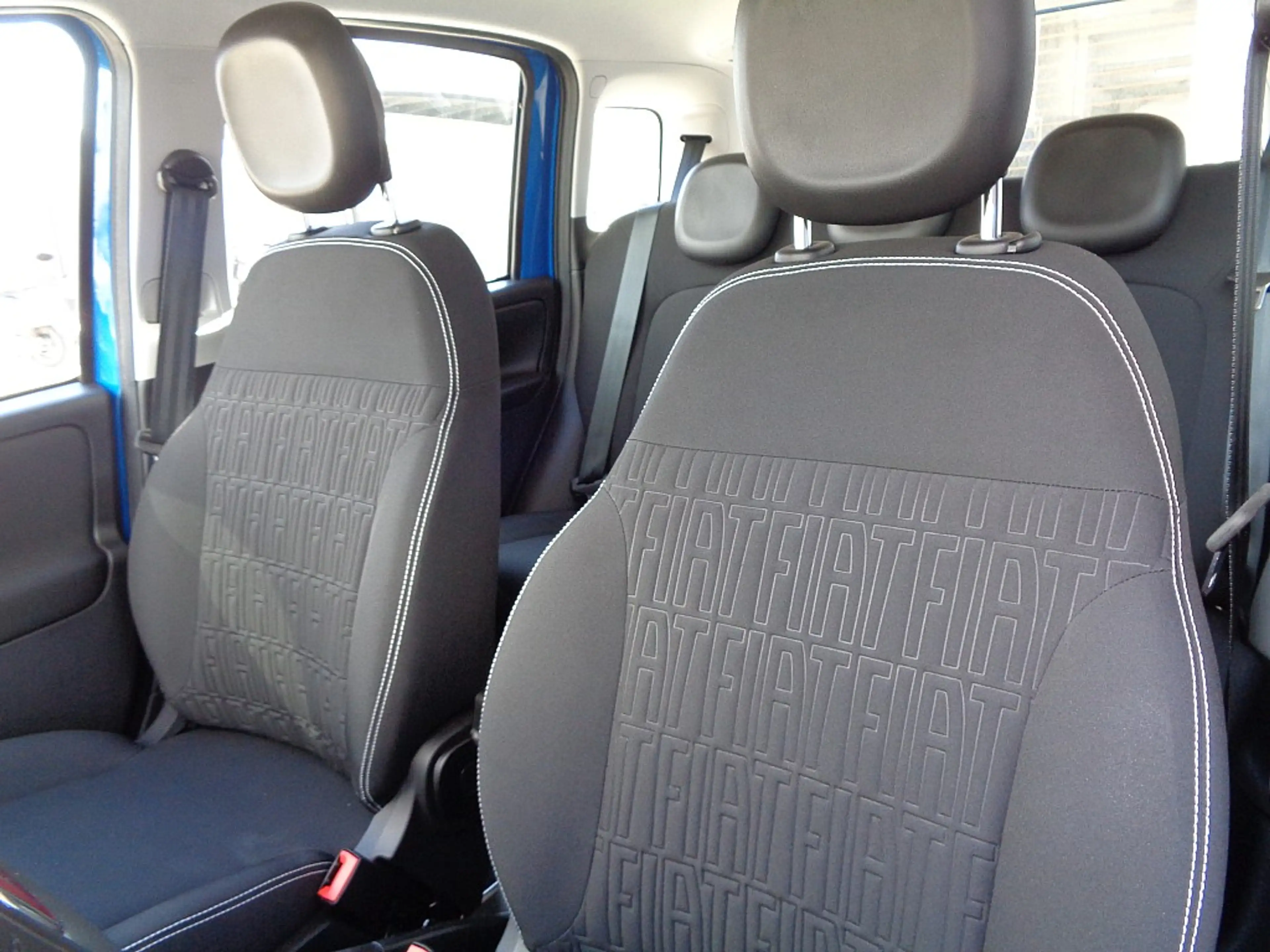 Fiat Panda 1,0 FireFly Hybrid 70 Mild Hybrid GSE — photo 7