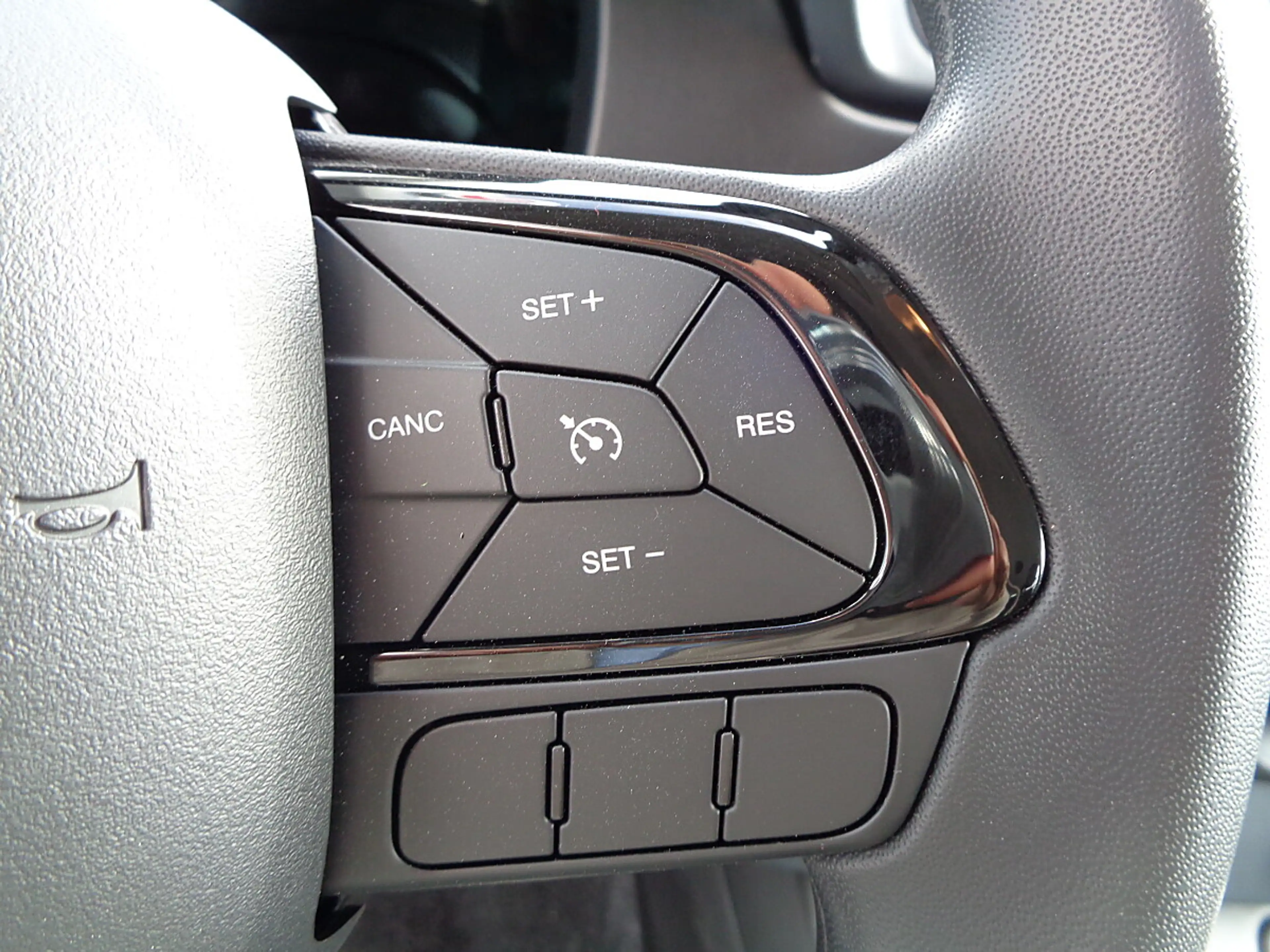 Fiat Panda 1,0 FireFly Hybrid 70 Mild Hybrid GSE — photo 13