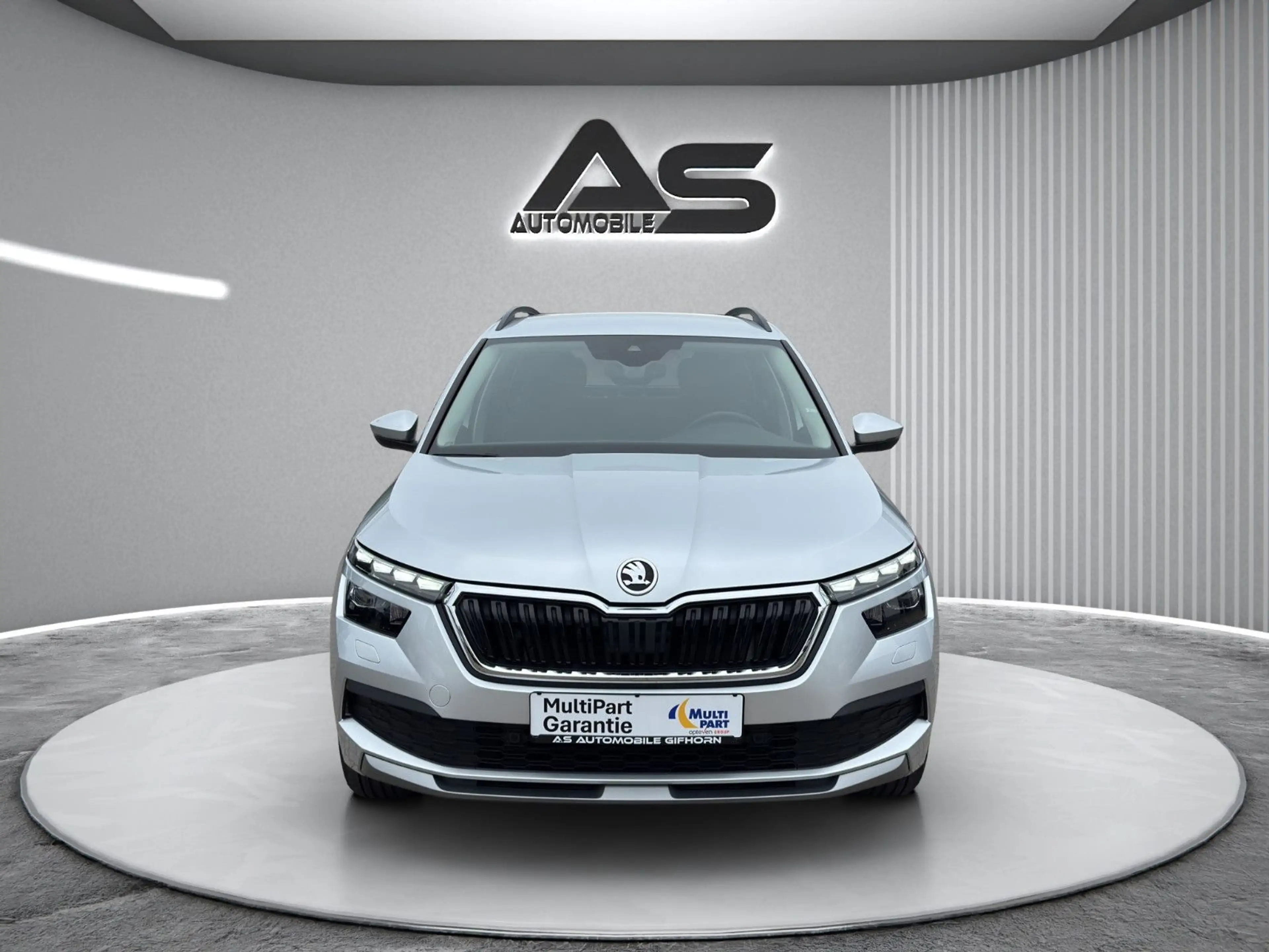 Skoda Kamiq 1.0 TSI Tour Navi R.Kamera Virtual AHK LED — photo 2