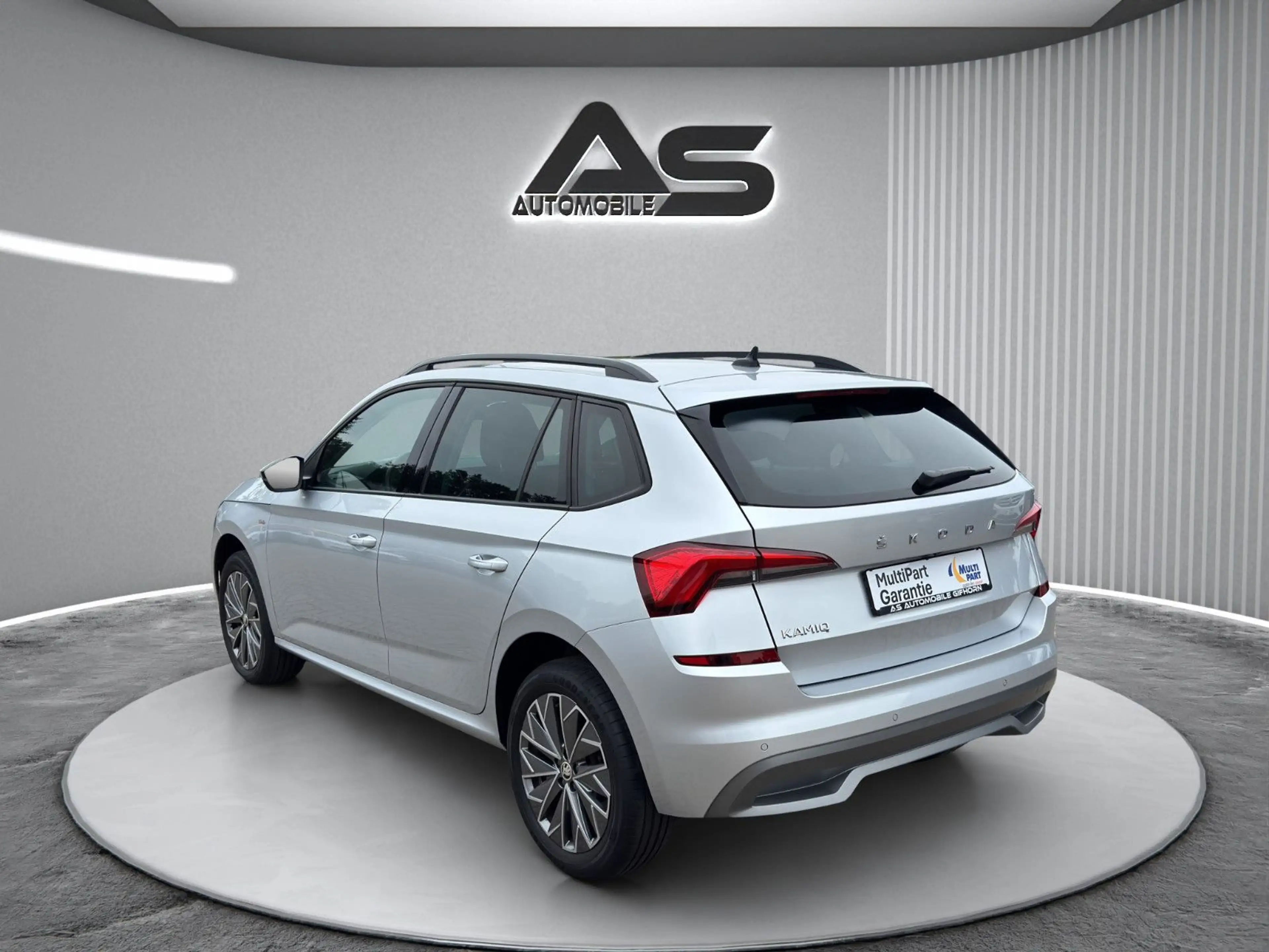 Skoda Kamiq 1.0 TSI Tour Navi R.Kamera Virtual AHK LED — photo 5
