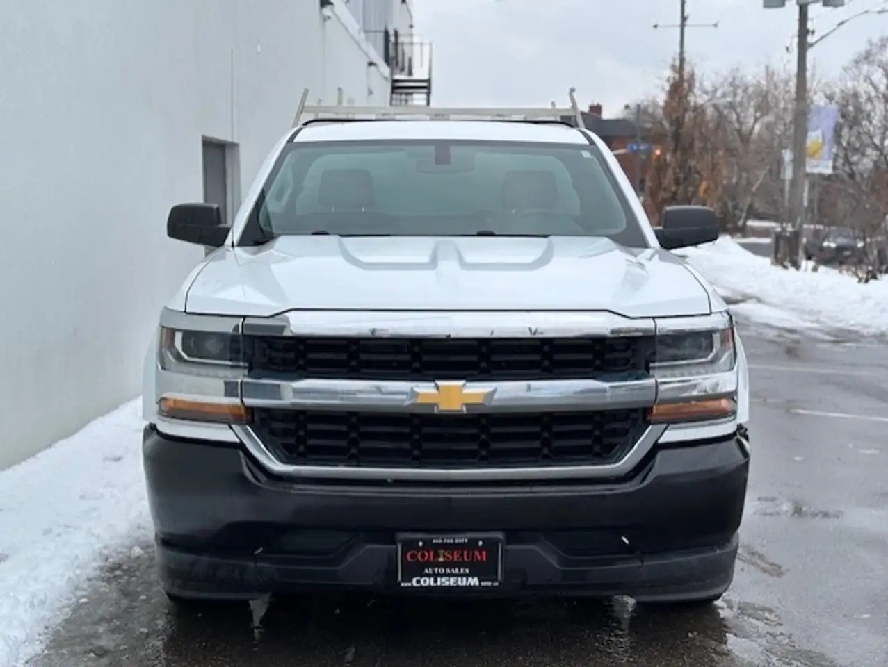 Chevrolet Silverado 1500 снимка Chevrolet Silverado 1500