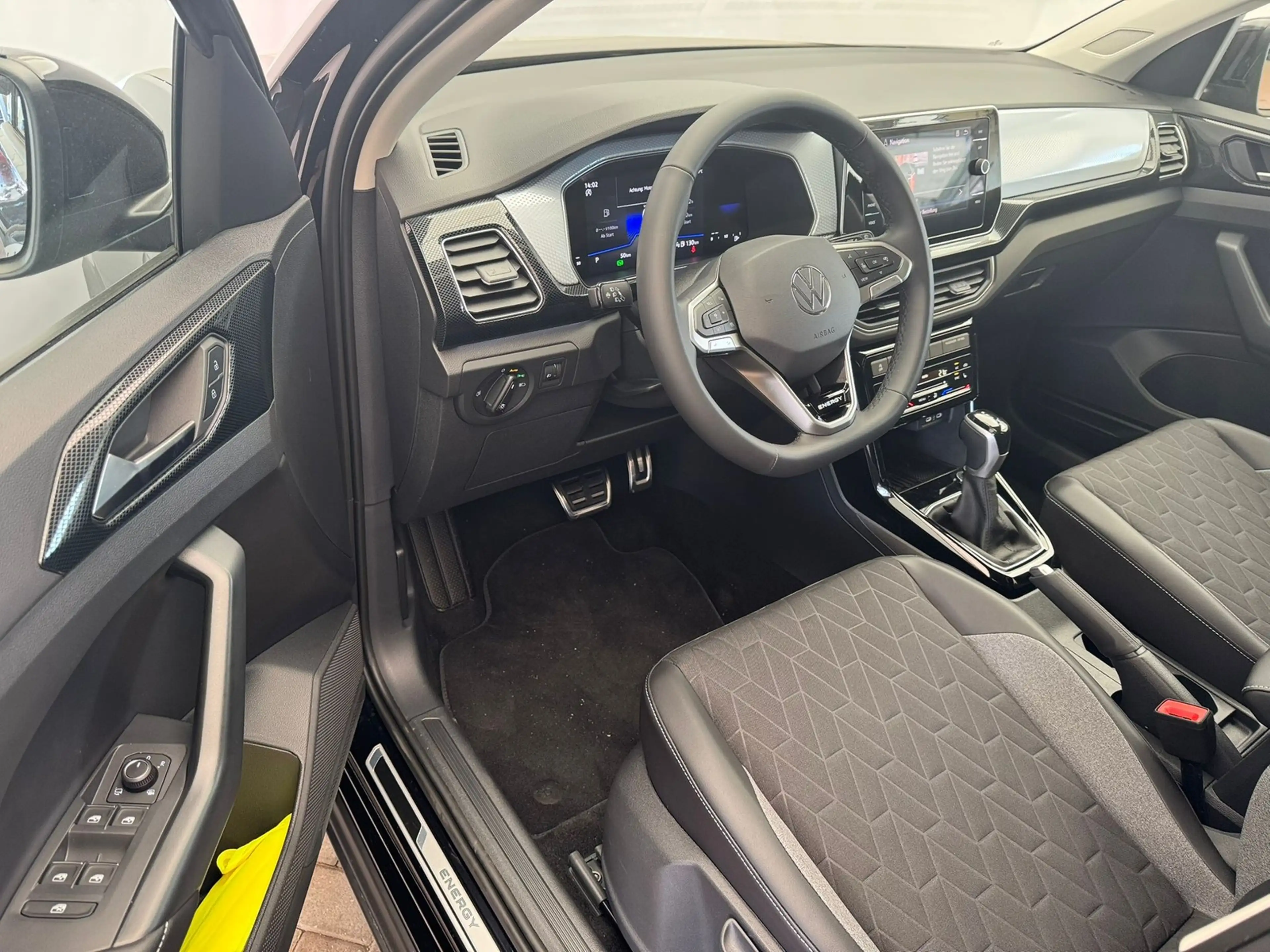 Volkswagen T-Cross Energy 1.0TSI DSG+AHK+KAMERA+ACC+APP+SHZ+GJR — photo 7