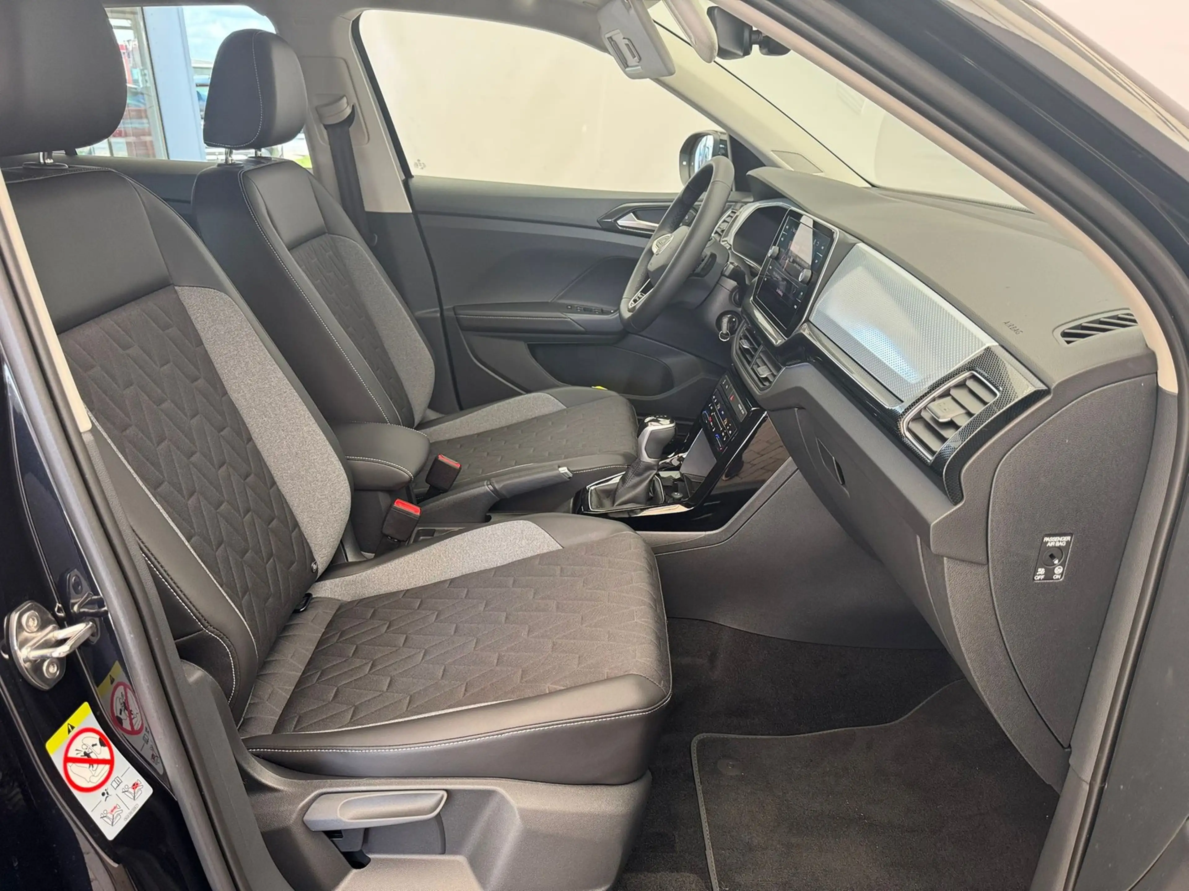 Volkswagen T-Cross Energy 1.0TSI DSG+AHK+KAMERA+ACC+APP+SHZ+GJR — photo 11