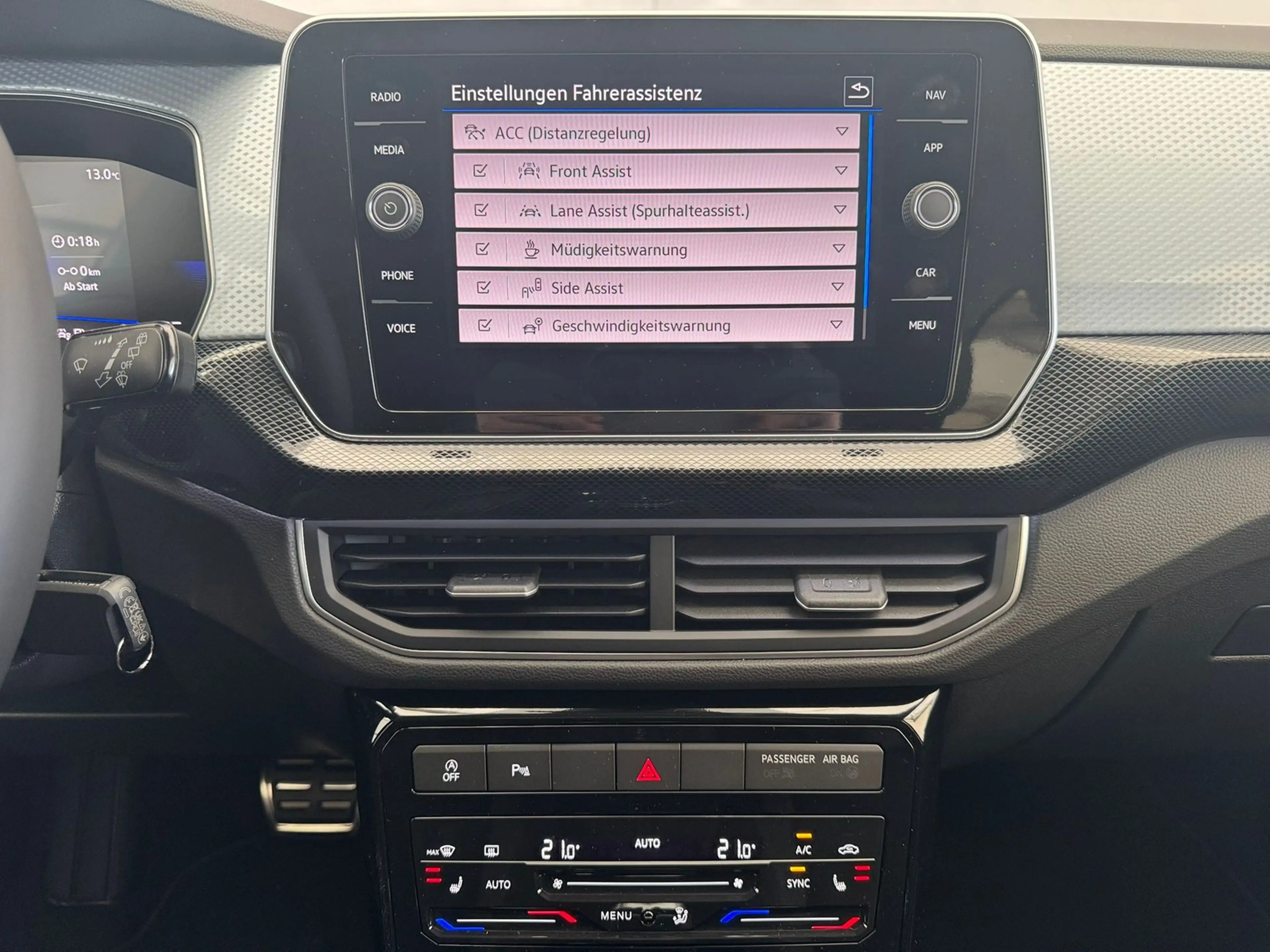 Volkswagen T-Cross Energy 1.0TSI DSG+AHK+KAMERA+ACC+APP+SHZ+GJR — photo 4