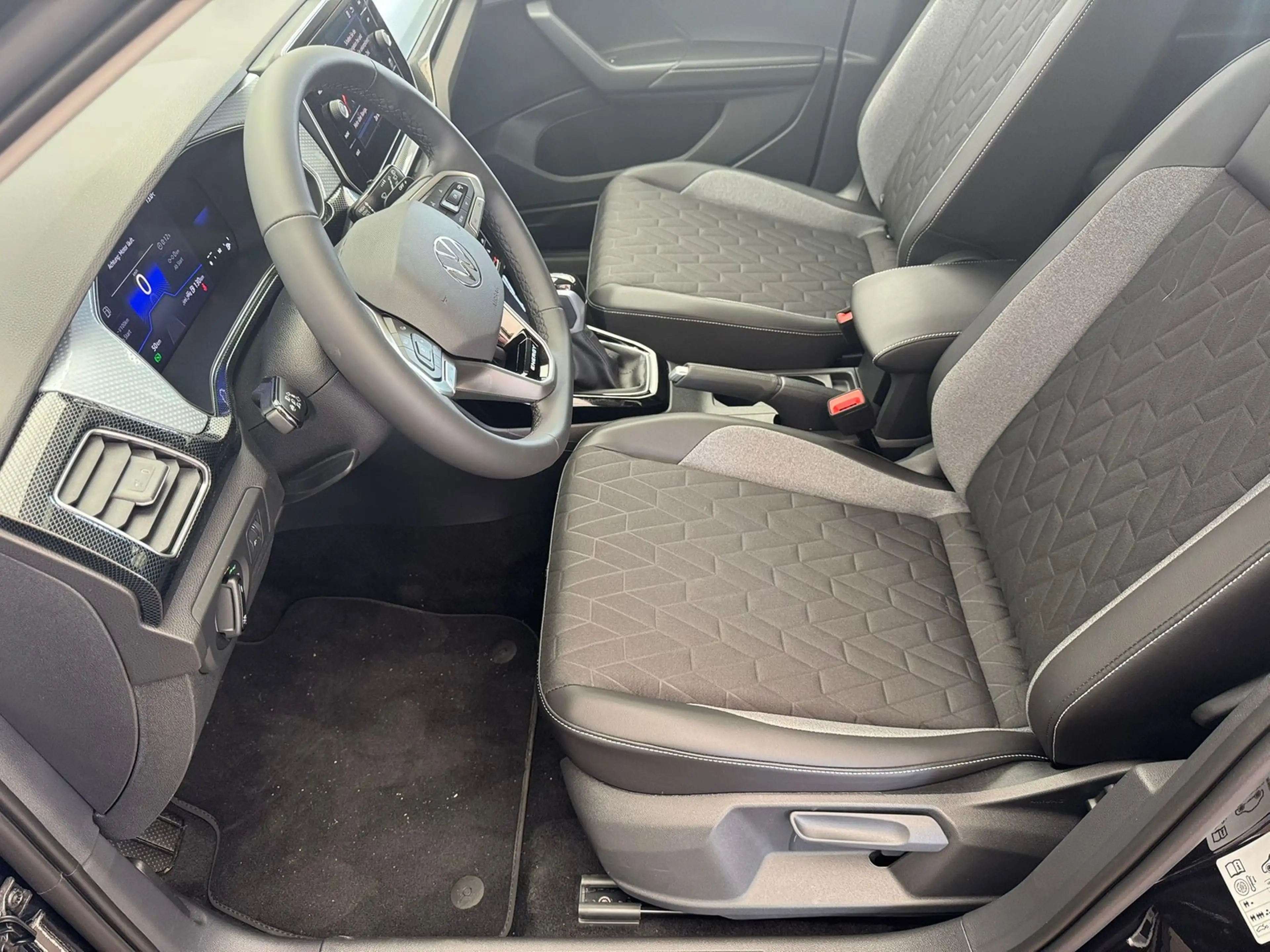 Volkswagen T-Cross Energy 1.0TSI DSG+AHK+KAMERA+ACC+APP+SHZ+GJR — photo 8