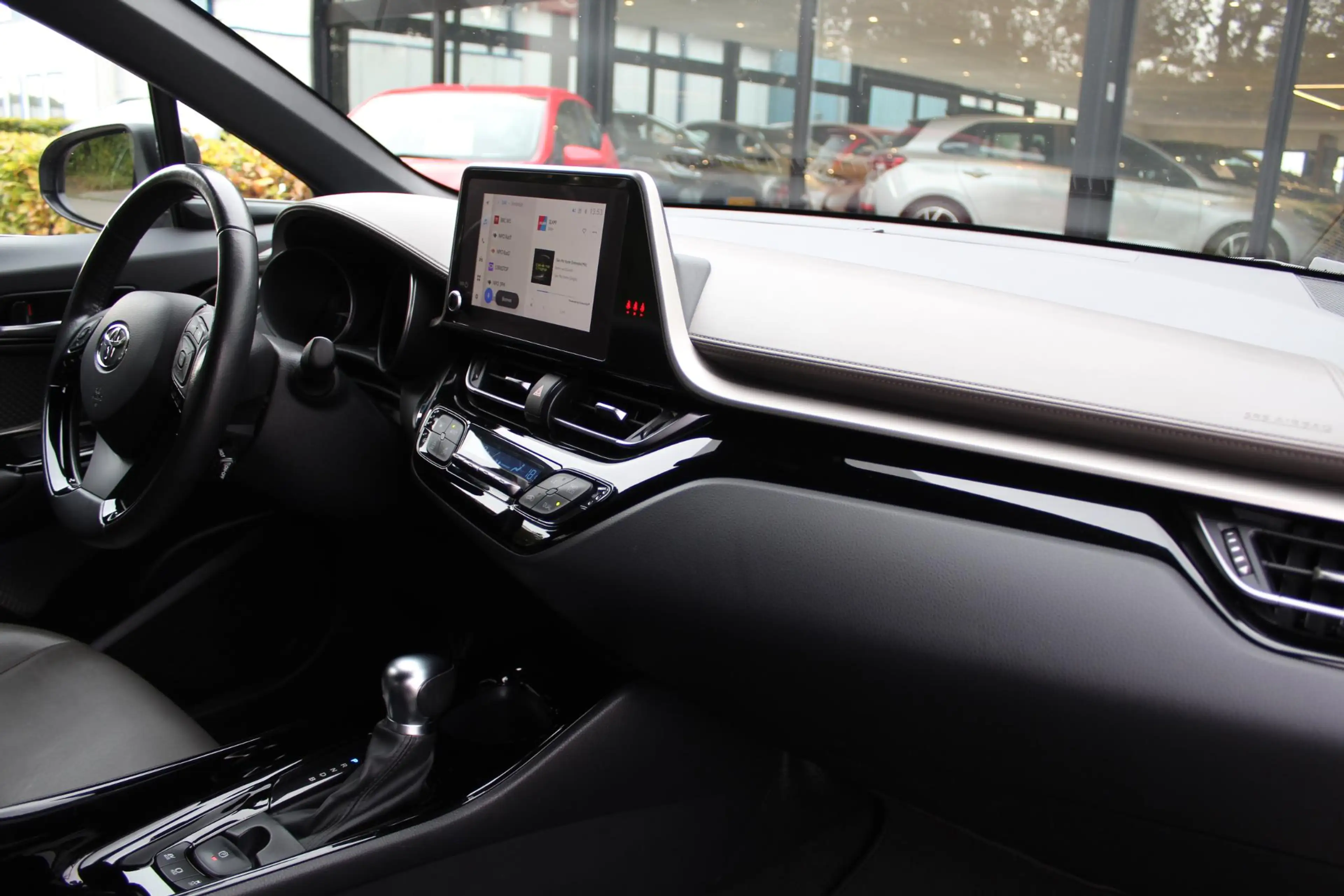 Toyota C-HR 1.8 Hybrid Executive Limited | Rijklaar | Stoel/st — photo 6