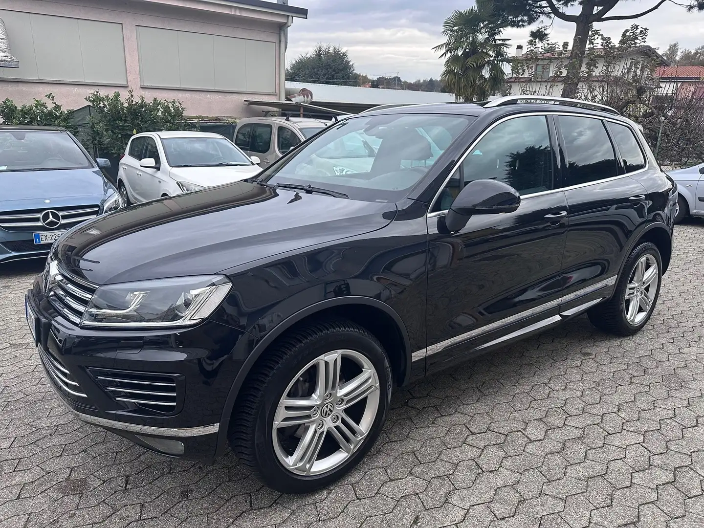 Volkswagen Touareg 3.0 V6 tdi Executive 204cv tiptronic*EURO6*FULL - 1