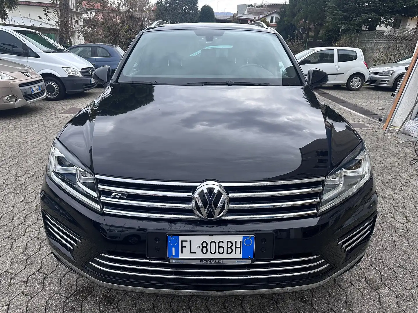 Volkswagen Touareg 3.0 V6 tdi Executive 204cv tiptronic*EURO6*FULL - 2