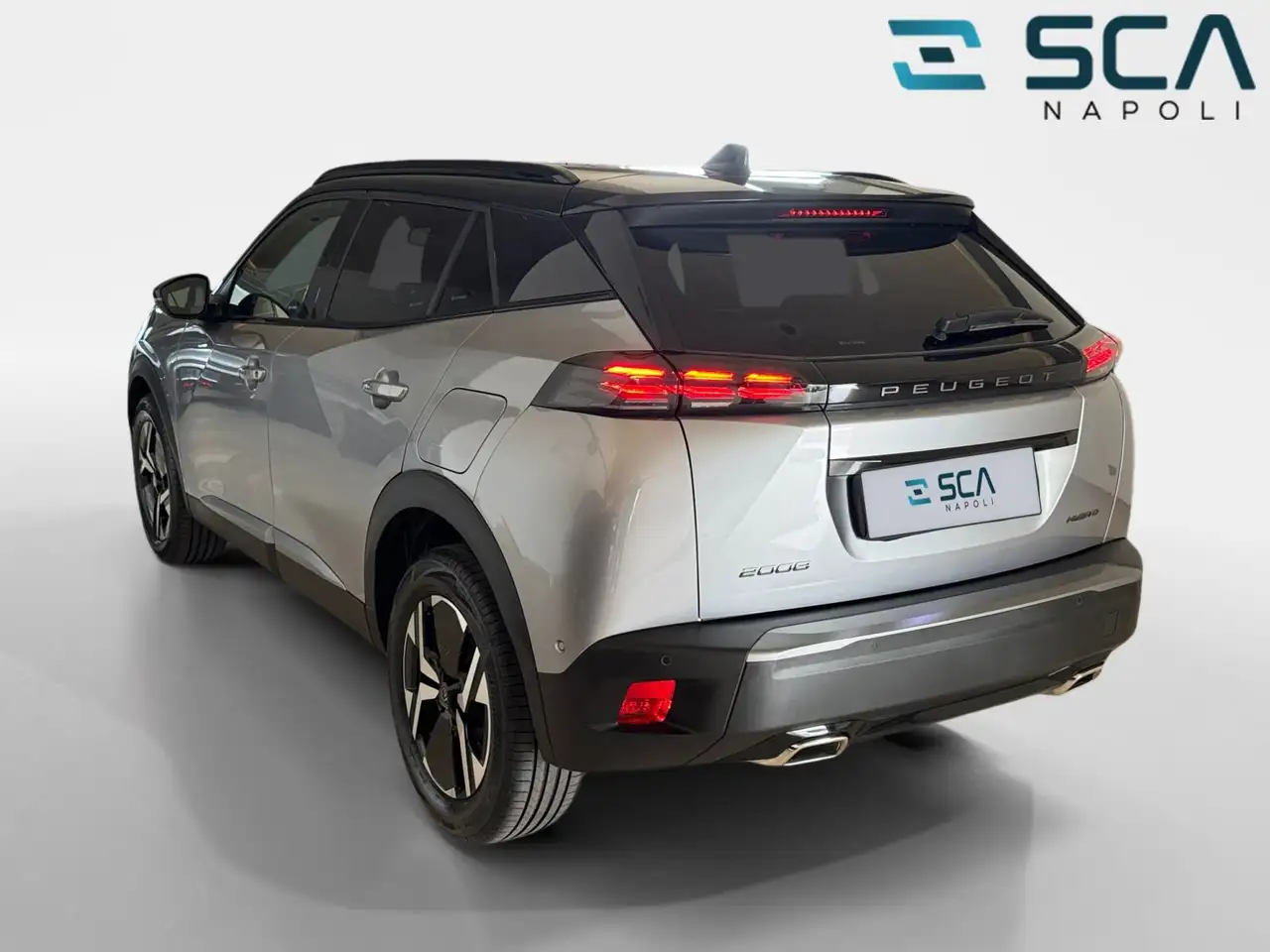 Peugeot 2008 Hybrid 145cv e-DCS6 GT auto 3