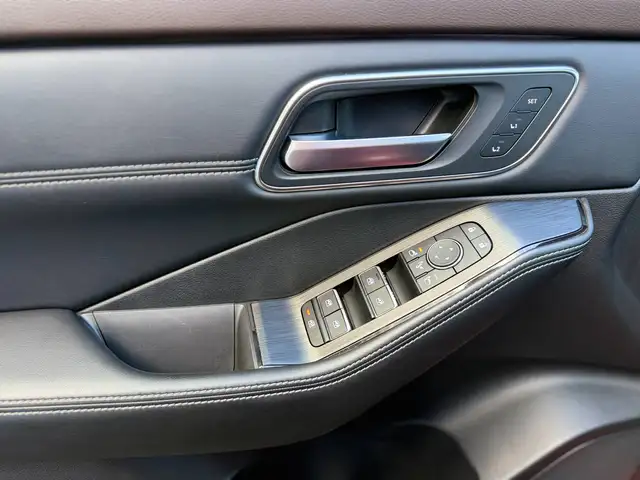Nissan X-Trail view 15