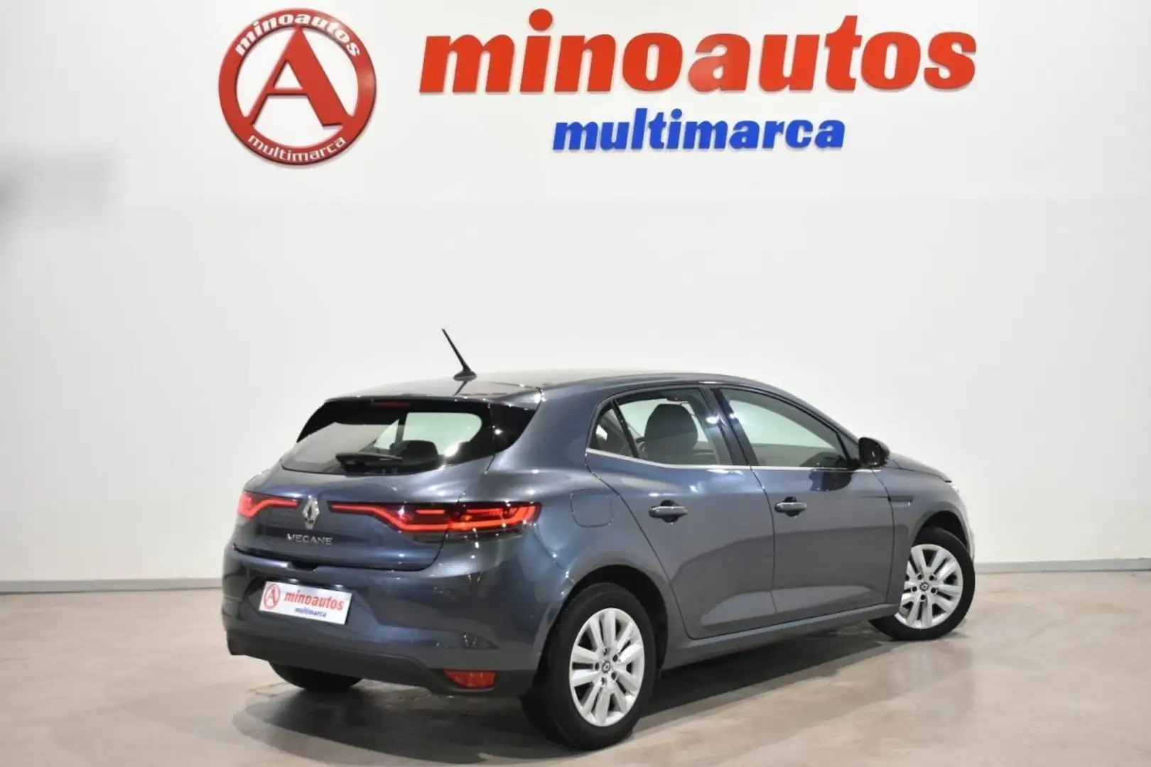 Renault Megane 1.5dCi Blue Business 85kW Gris - 2