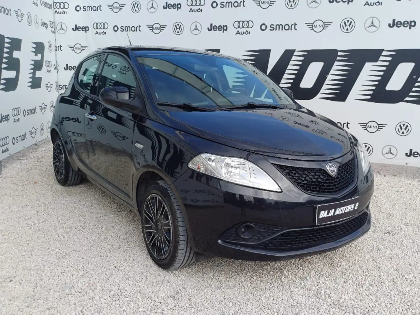 Lancia Ypsilon Ypsilon 1.2 Gold s Nero - 1