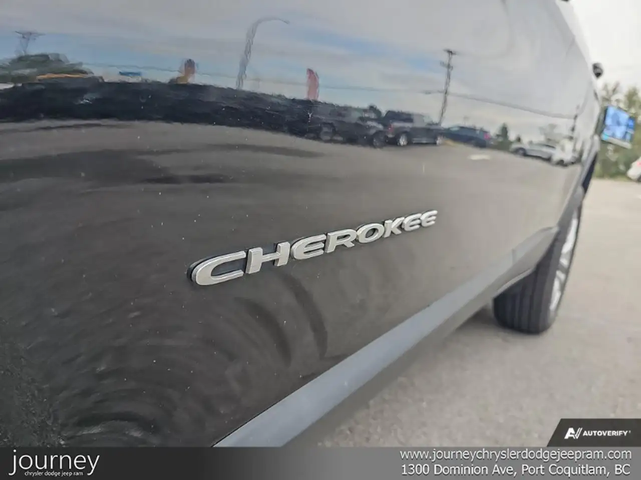 Jeep Cherokee снимка Jeep Cherokee