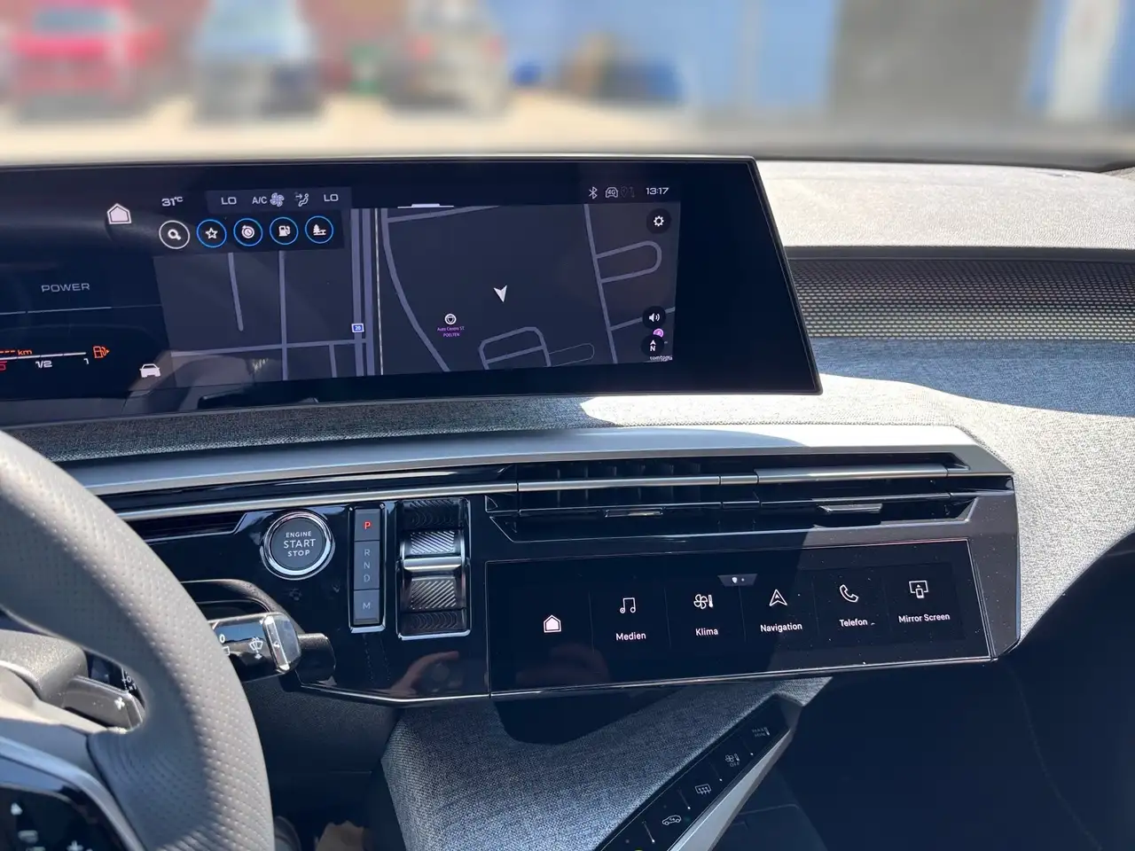 Peugeot 5008 Plug-in Hybrid 195 GT AHK, Schiebedach 11