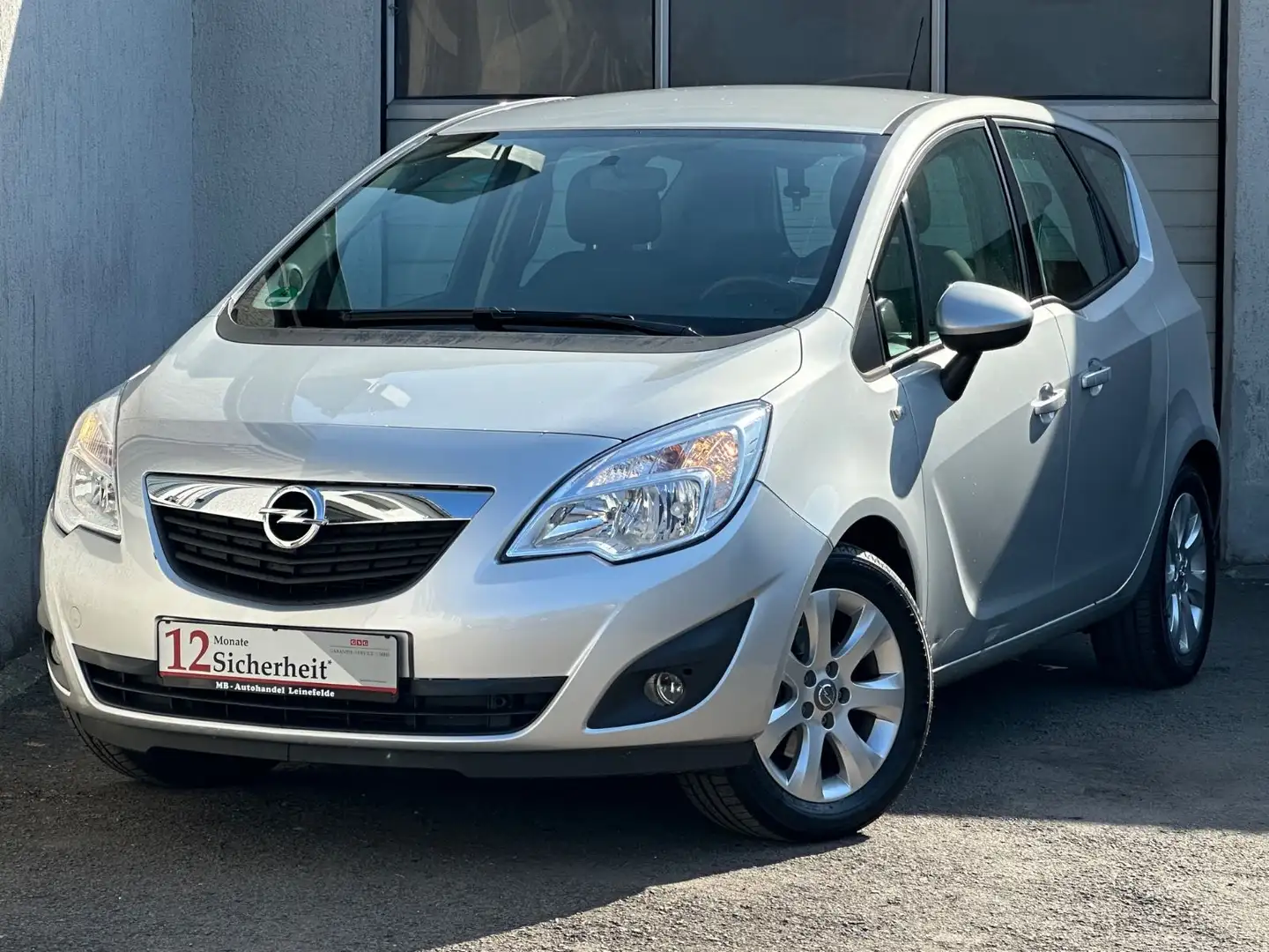 Opel Meriva B 1.4*TEMPO*25.000 KM*2.HAND*EURO5 Silber - 1