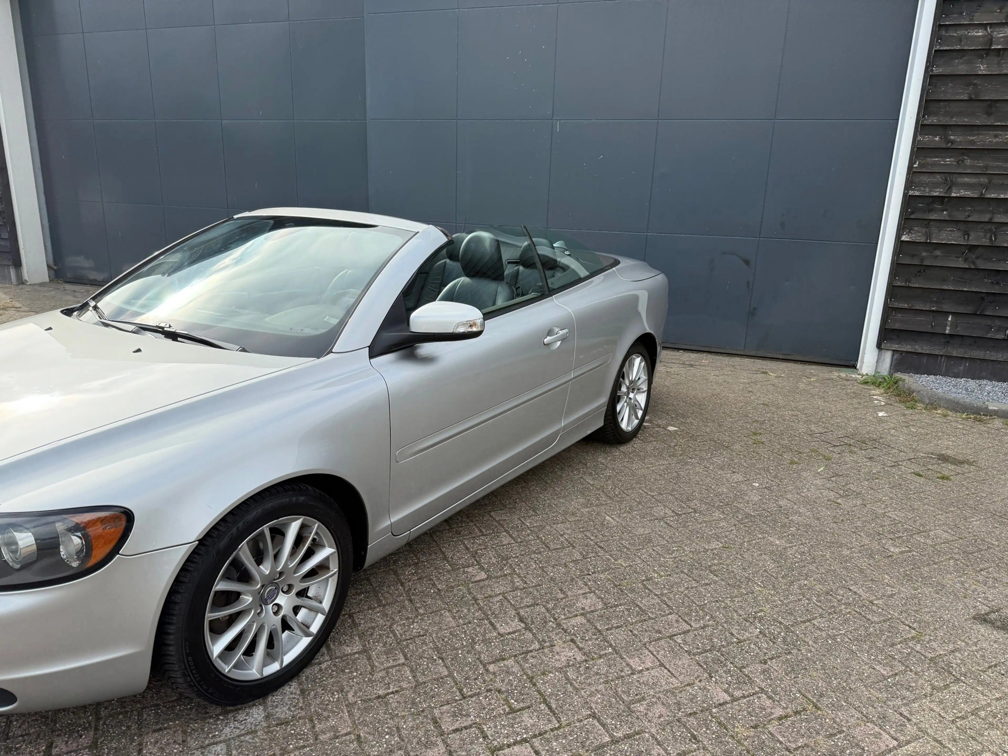 Volvo C70 Convertible 2.4 Momentum automaat — photo 5