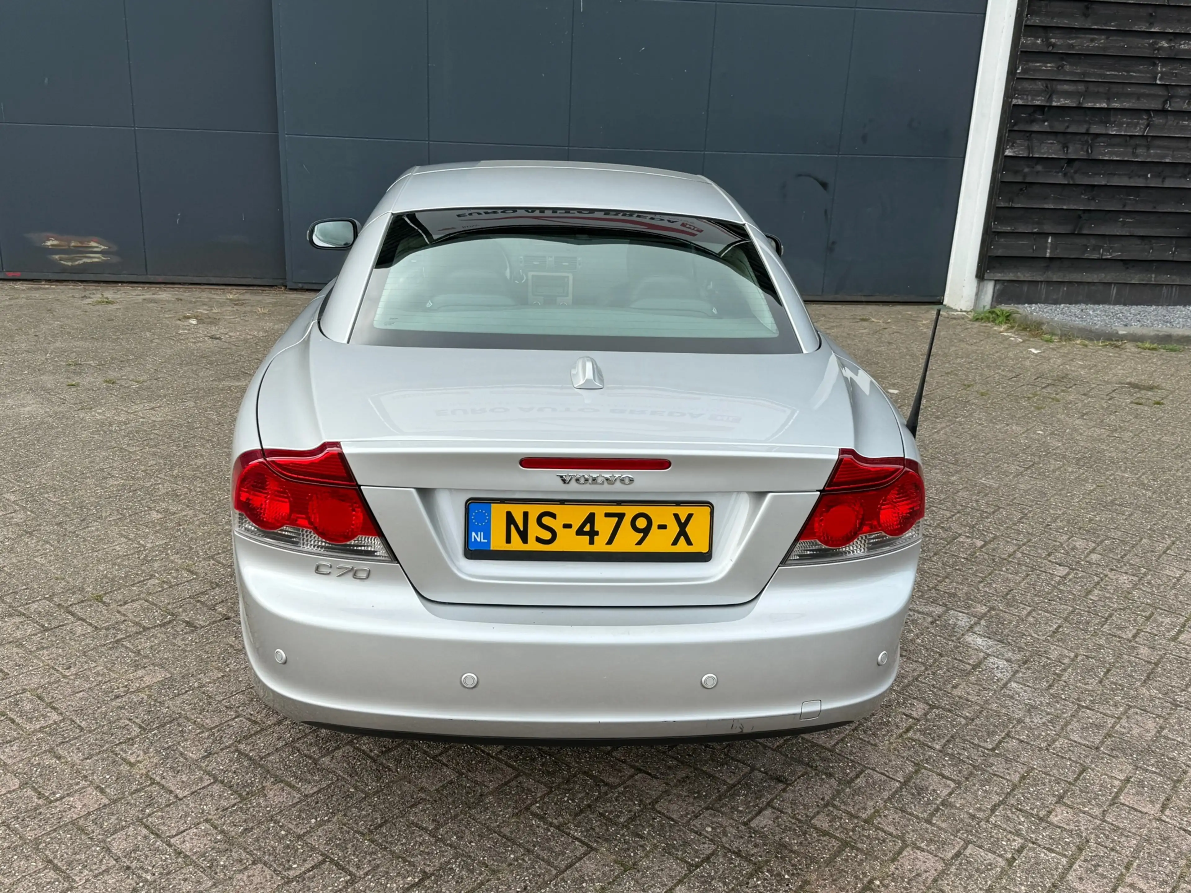 Volvo C70 Convertible 2.4 Momentum automaat — photo 12