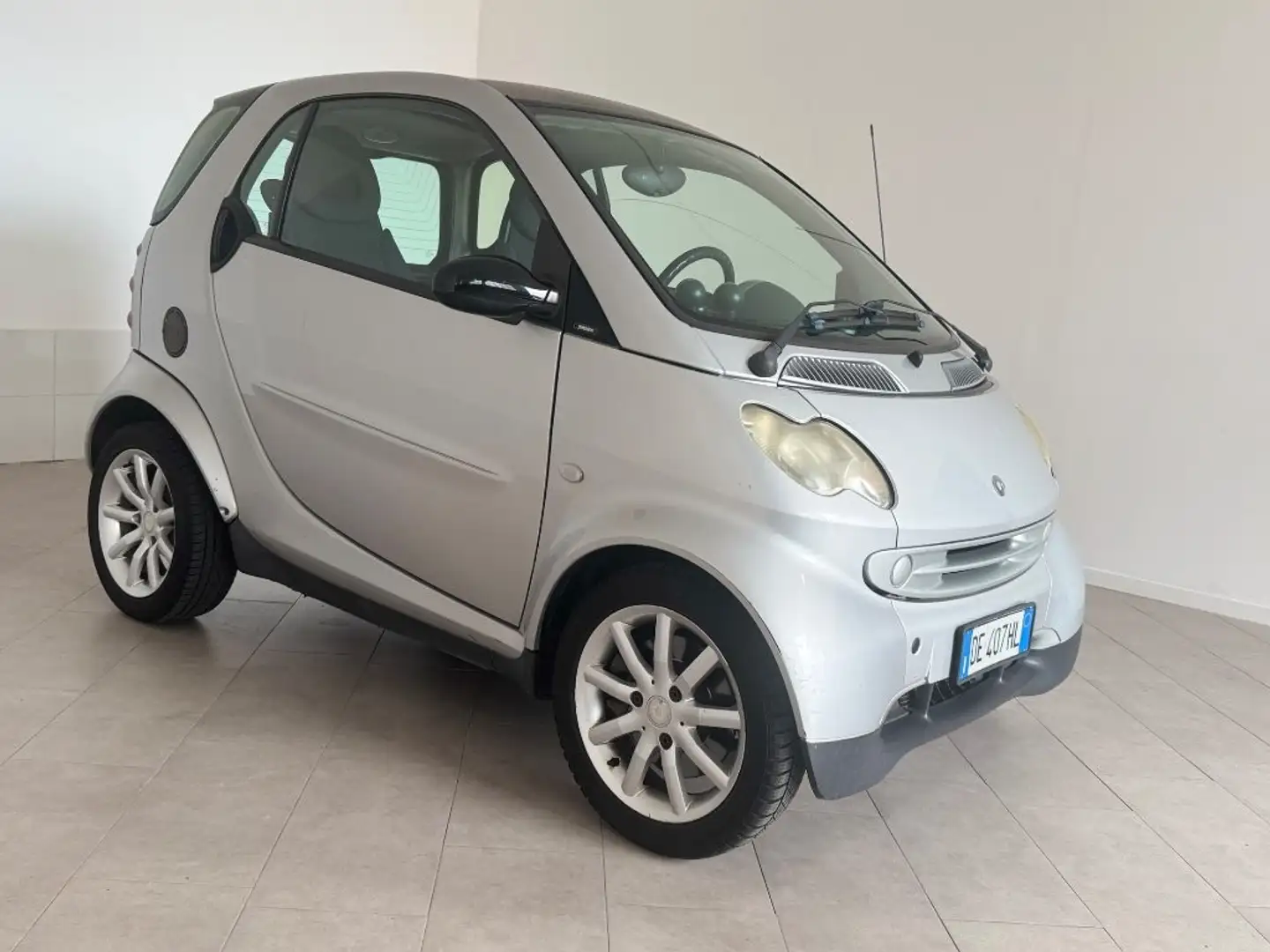 smart forTwo 700 coupé. passion (45 kW) Argento - 2