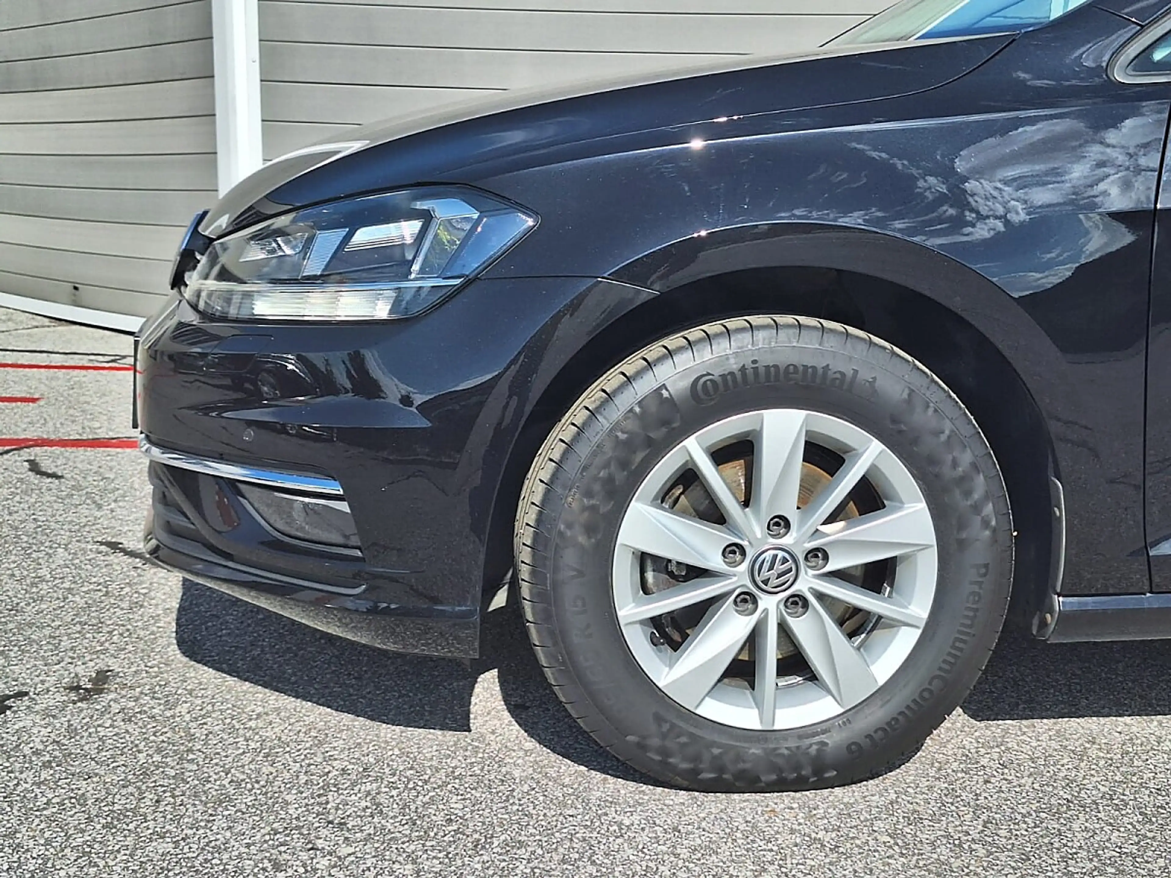 Volkswagen Golf R abbit 1,0 TSI — photo 7