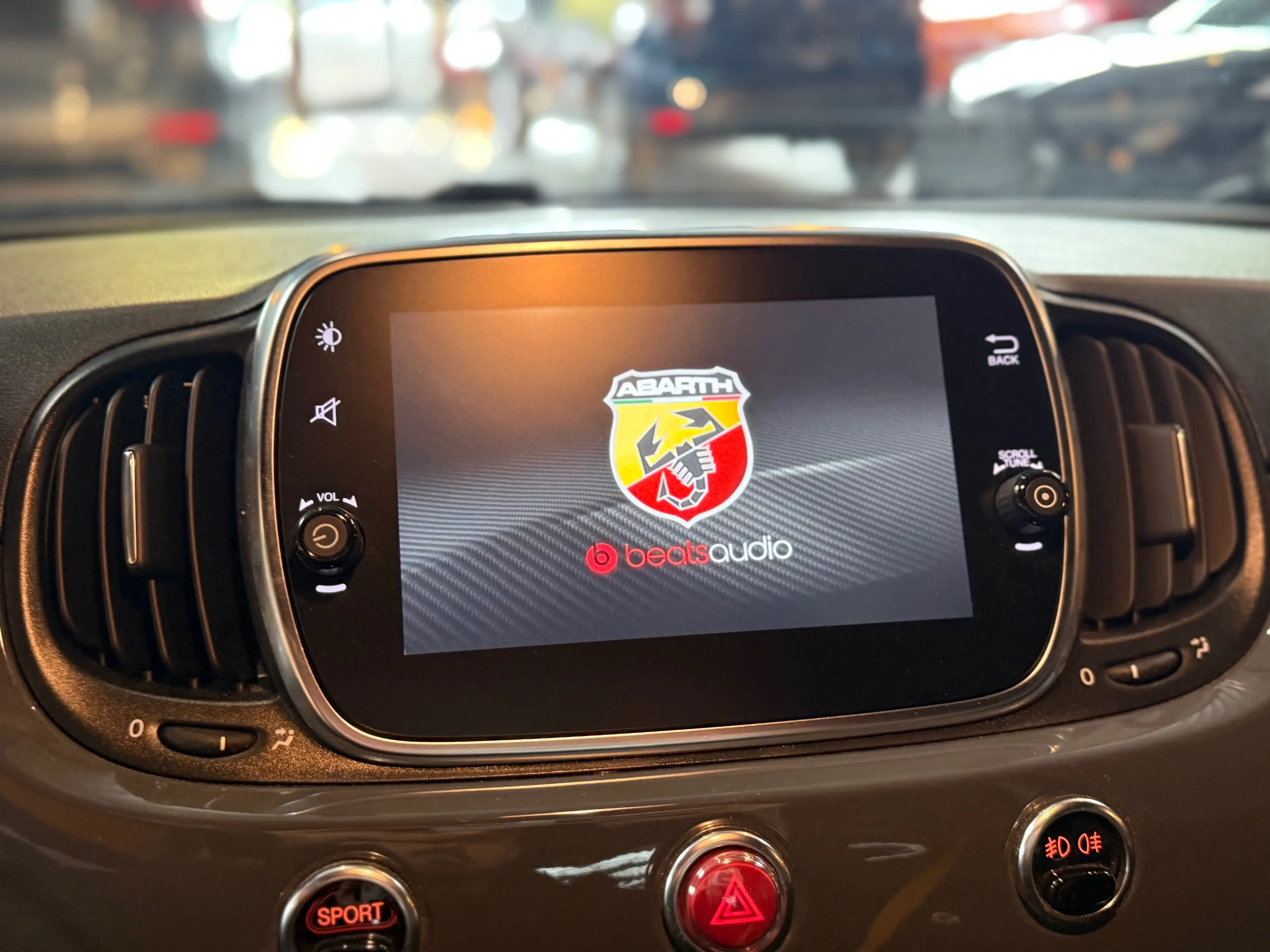 Fiat 595 Abarth 1.4 abarth //12 mois de garantie — photo 10