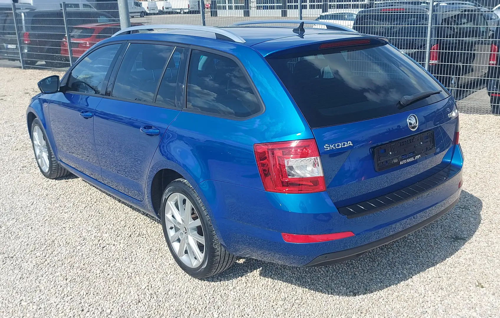 Skoda Octavia Combi+1.6+TDI+(Green+tec)+Joy Blau - 2
