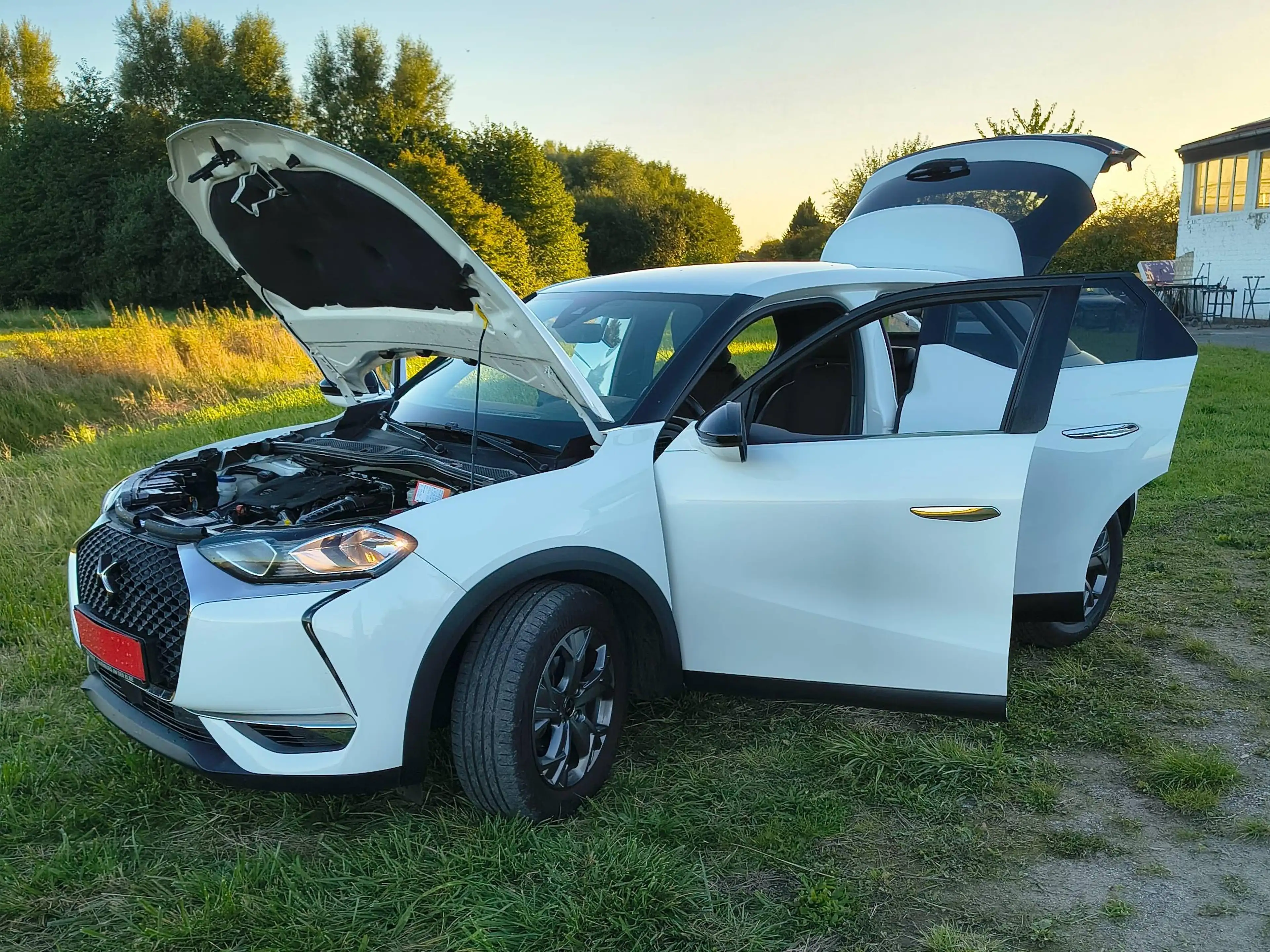 DS Automobiles DS 3 Bastille 1,5 HDI Klima und Navigation — photo 2