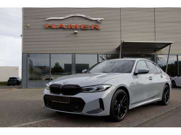 330e Aut. Pack M 19" HuD pack Innova. Driving Ass.