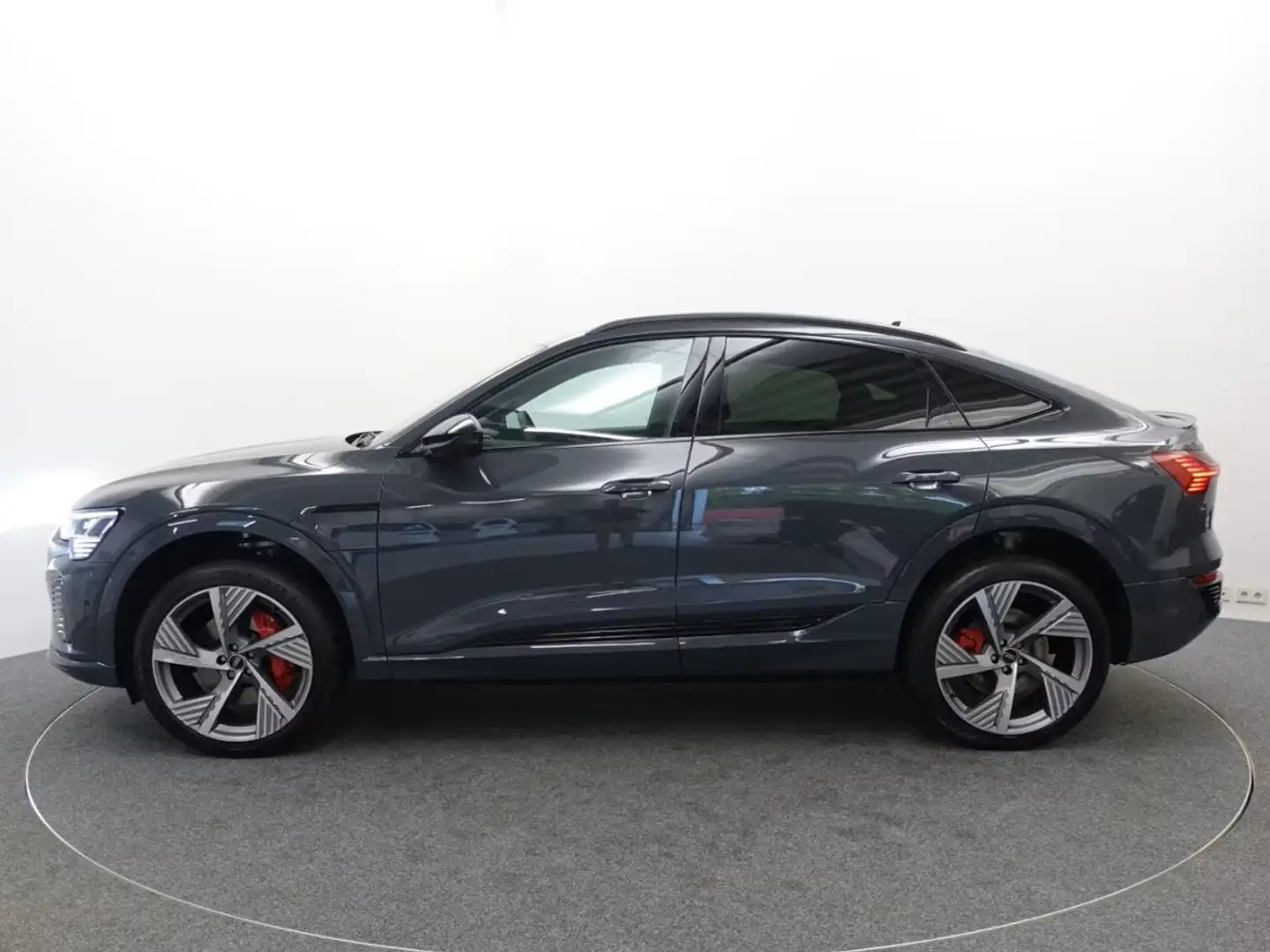 Audi Q8 e-tron 55 SPORTBACK 158KW-408CV Sline (2023/2025) Grigio - 2