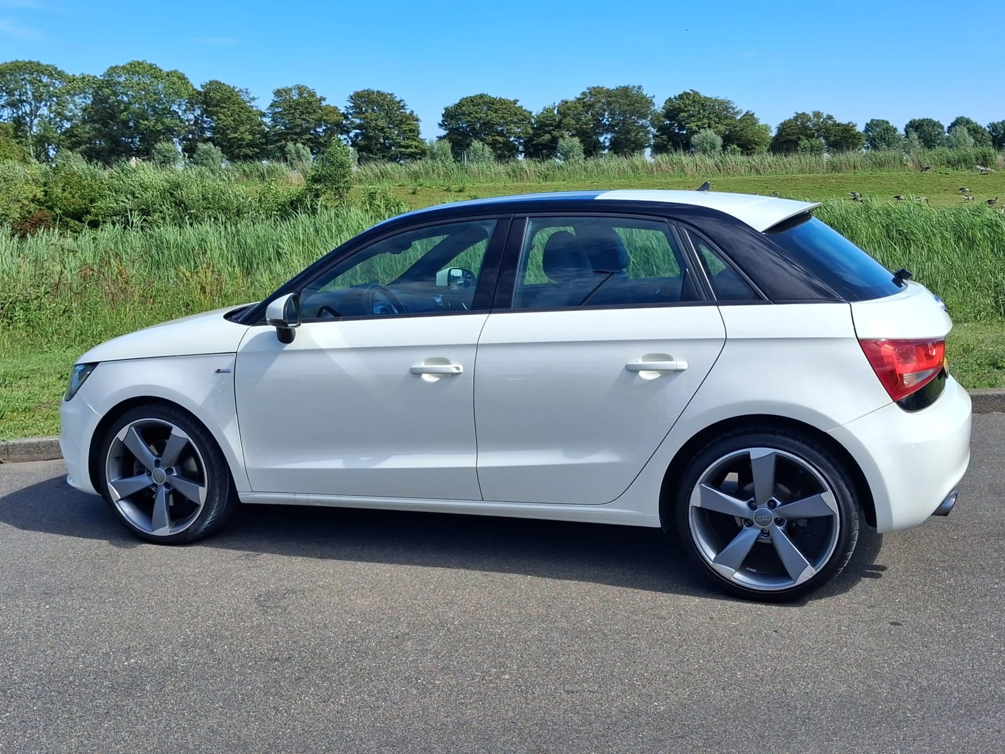 Audi A1 Sportback 1.4 TFSI Ambition Pro Line AUTOMAAT/ AIR — photo 9