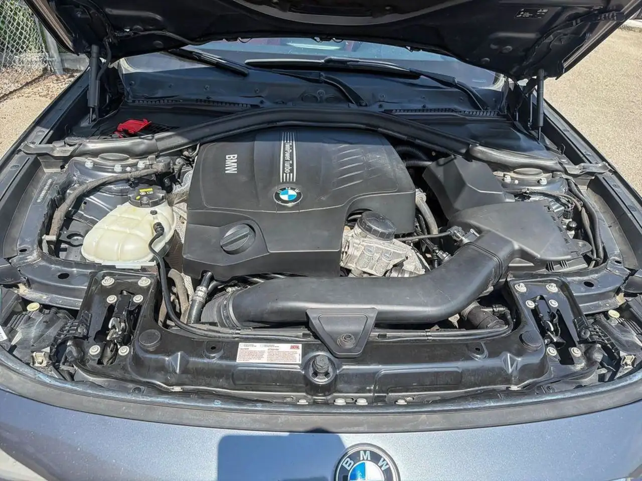 BMW 3 Series photo BMW 3 Series