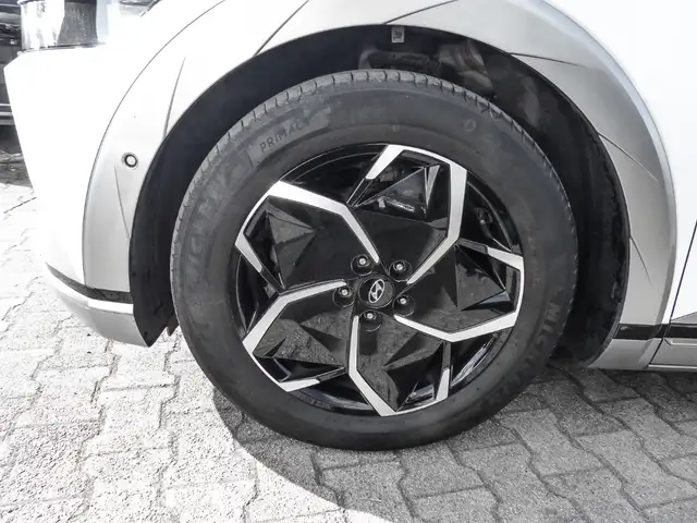 Hyundai Ioniq 5 view 5