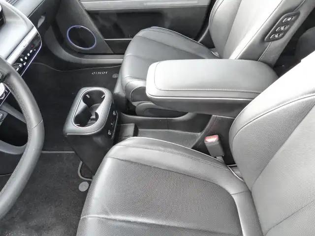 Hyundai Ioniq 5 view 13