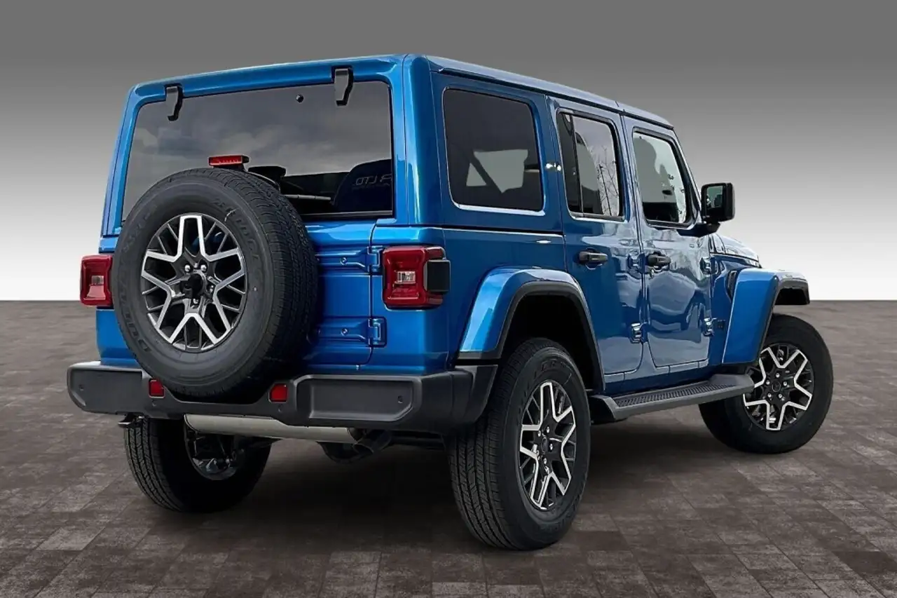 Jeep Wrangler снимка Jeep Wrangler