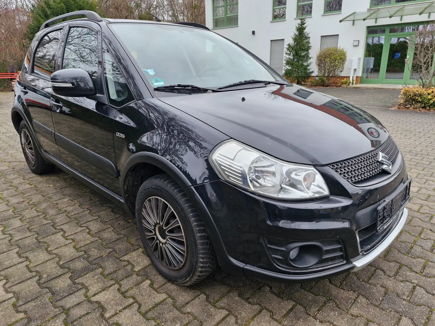 Suzuki SX4 Club , Allrad 4x4 !! Schwarz - 1