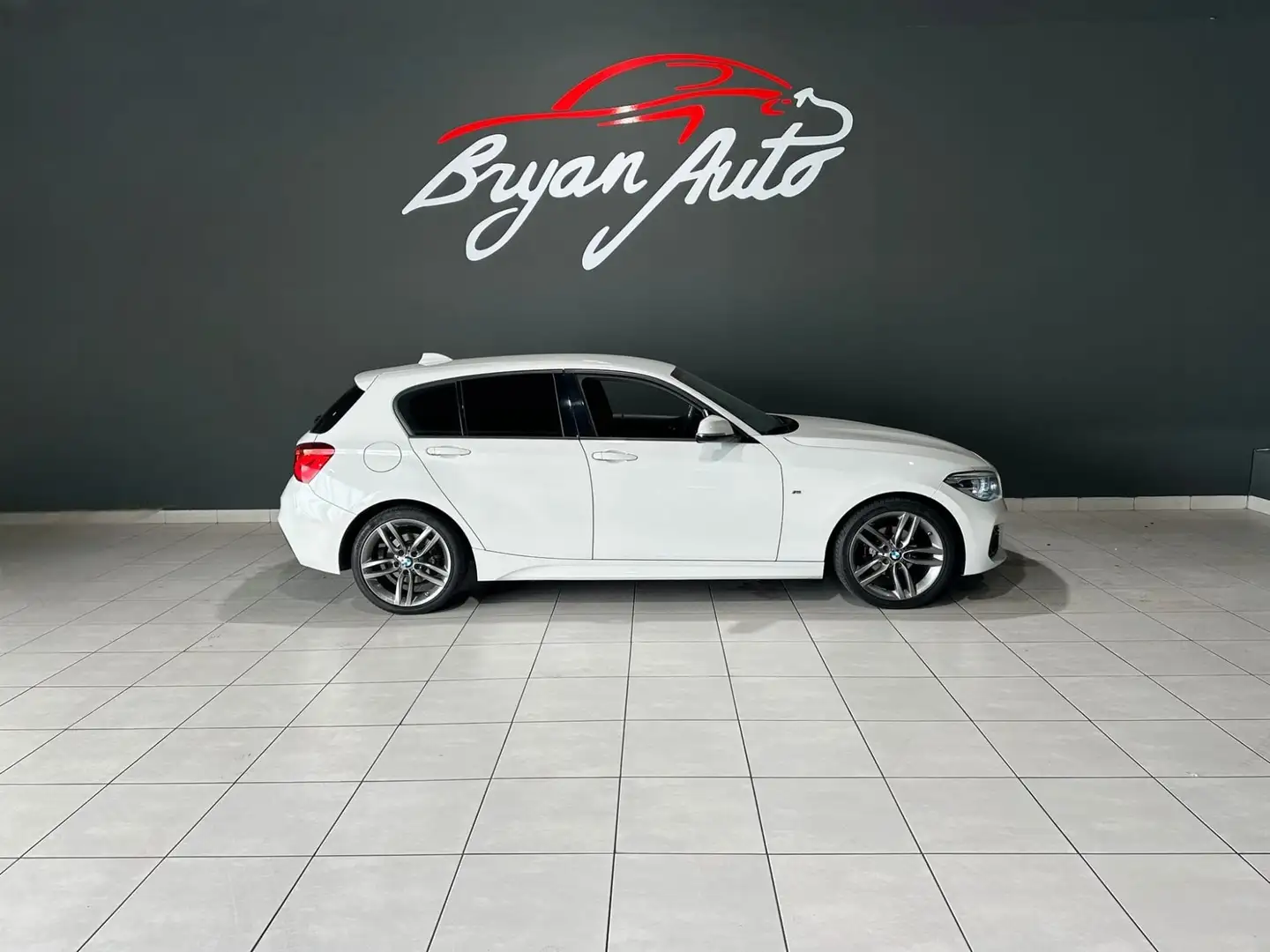 BMW 116 Serie 1 116i Msport 5p - 1