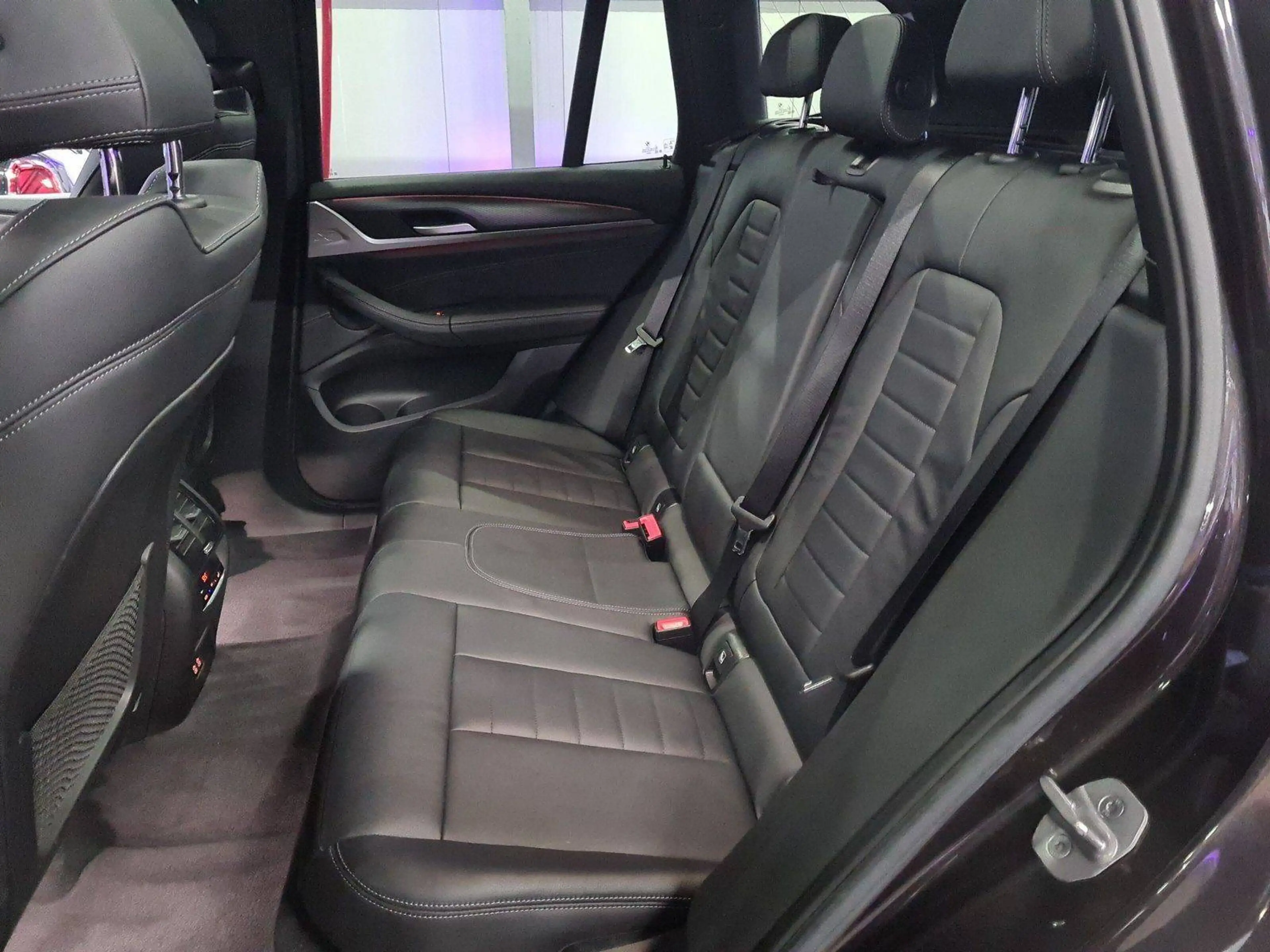 BMW X3 xDrive 30 d M Sport — photo 10