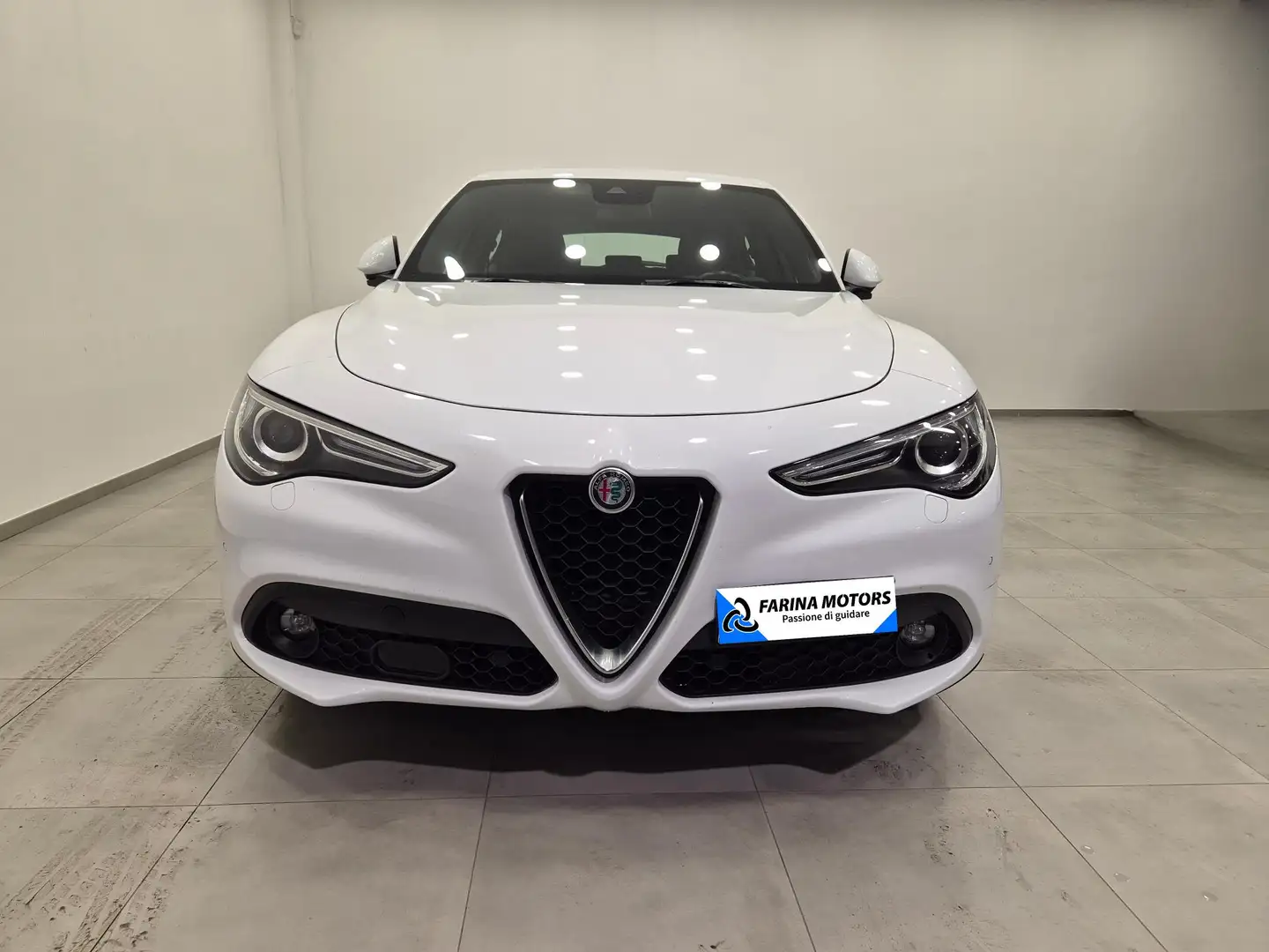 Alfa Romeo Stelvio 2.2 Tdi Business 160cv auto N1 - PER COMMERCIANTI Blanc - 2