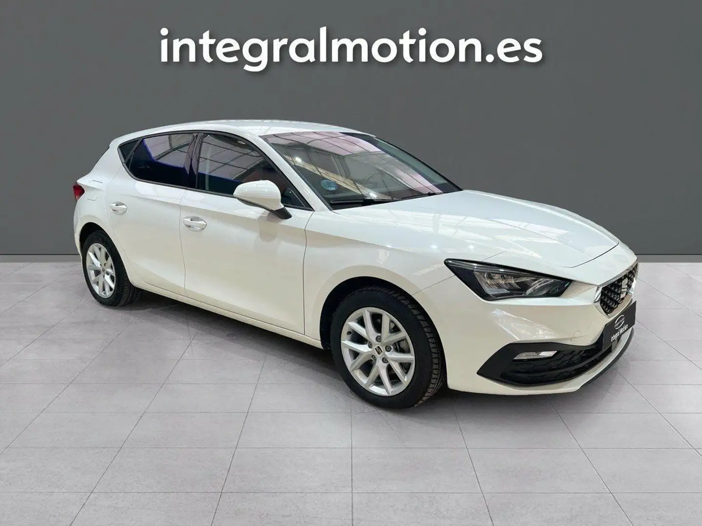 SEAT Leon 1.0 eTSI 81kW DSG-7 S&S Style Wit - 2