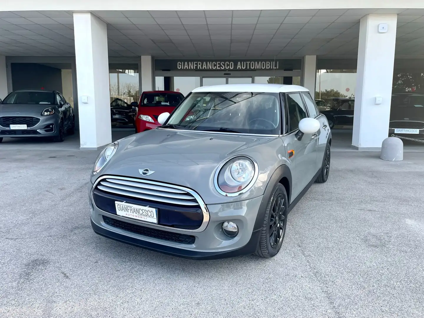 MINI Cooper D 1.5 115cv Business Grigio - 1