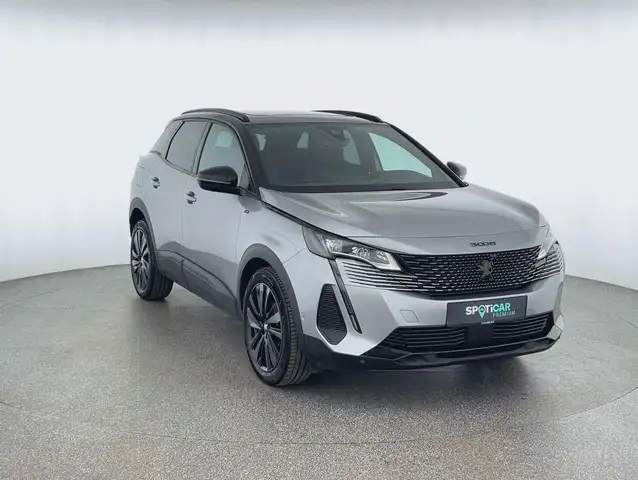 Peugeot 3008 view 3