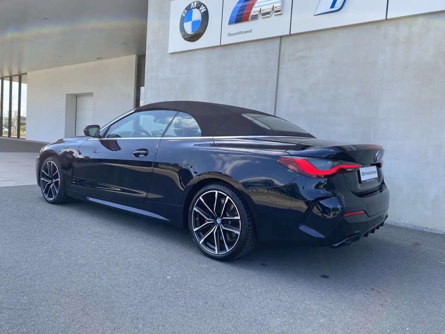 BMW 440 4-serie Cabrio M440i xDrive High Executive | BMW H Zwart - 2