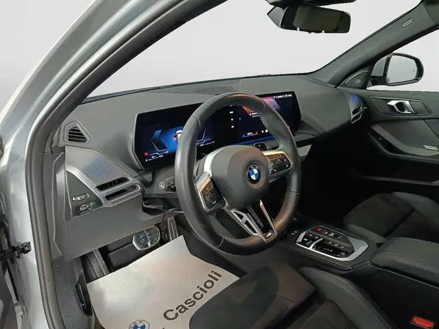 BMW 1 Series view 7