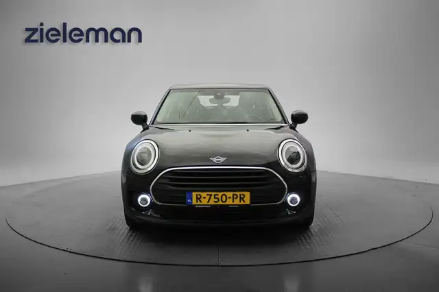 Mini Clubman view 14