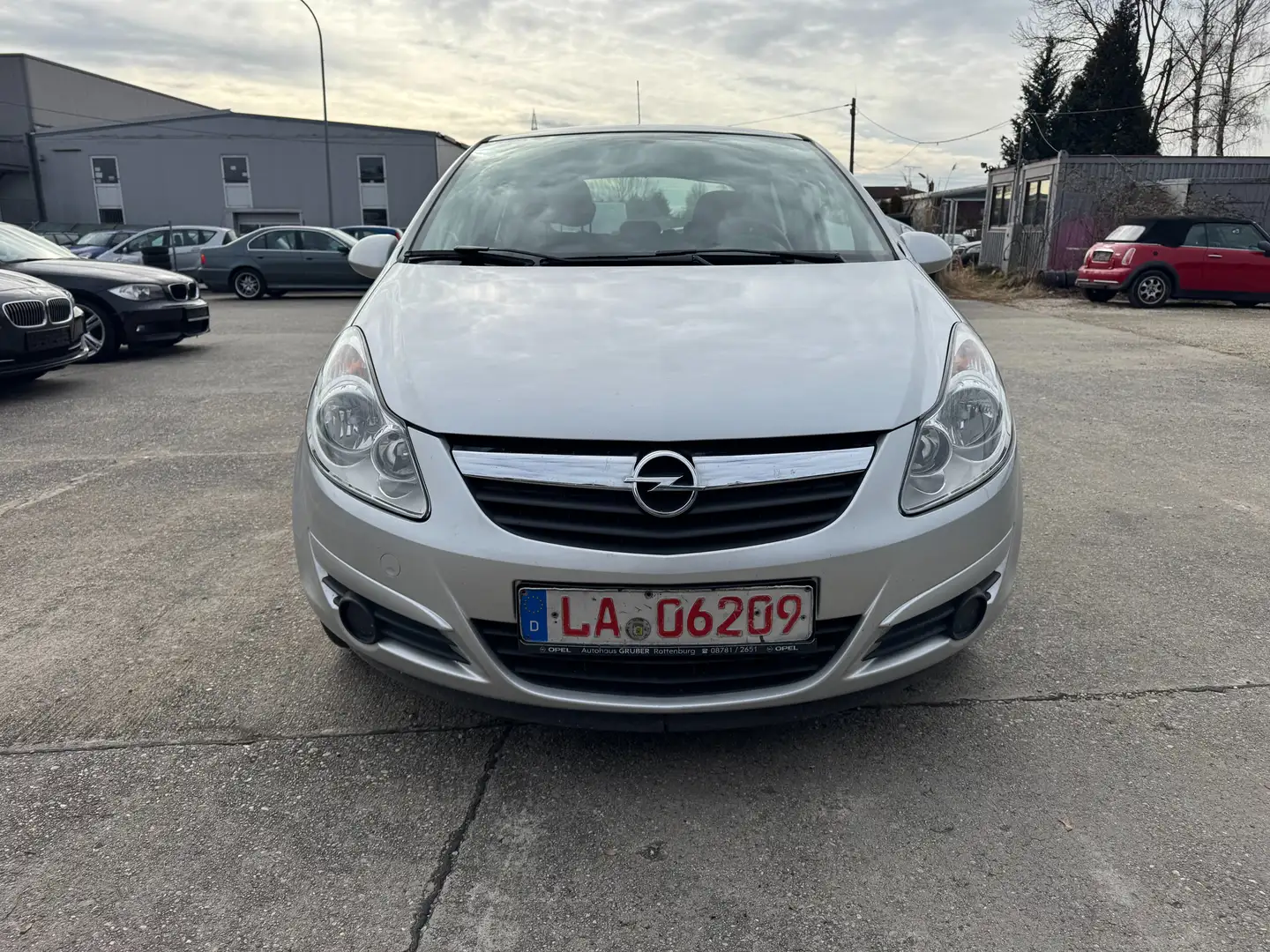 Opel Corsa Basis Gris - 2