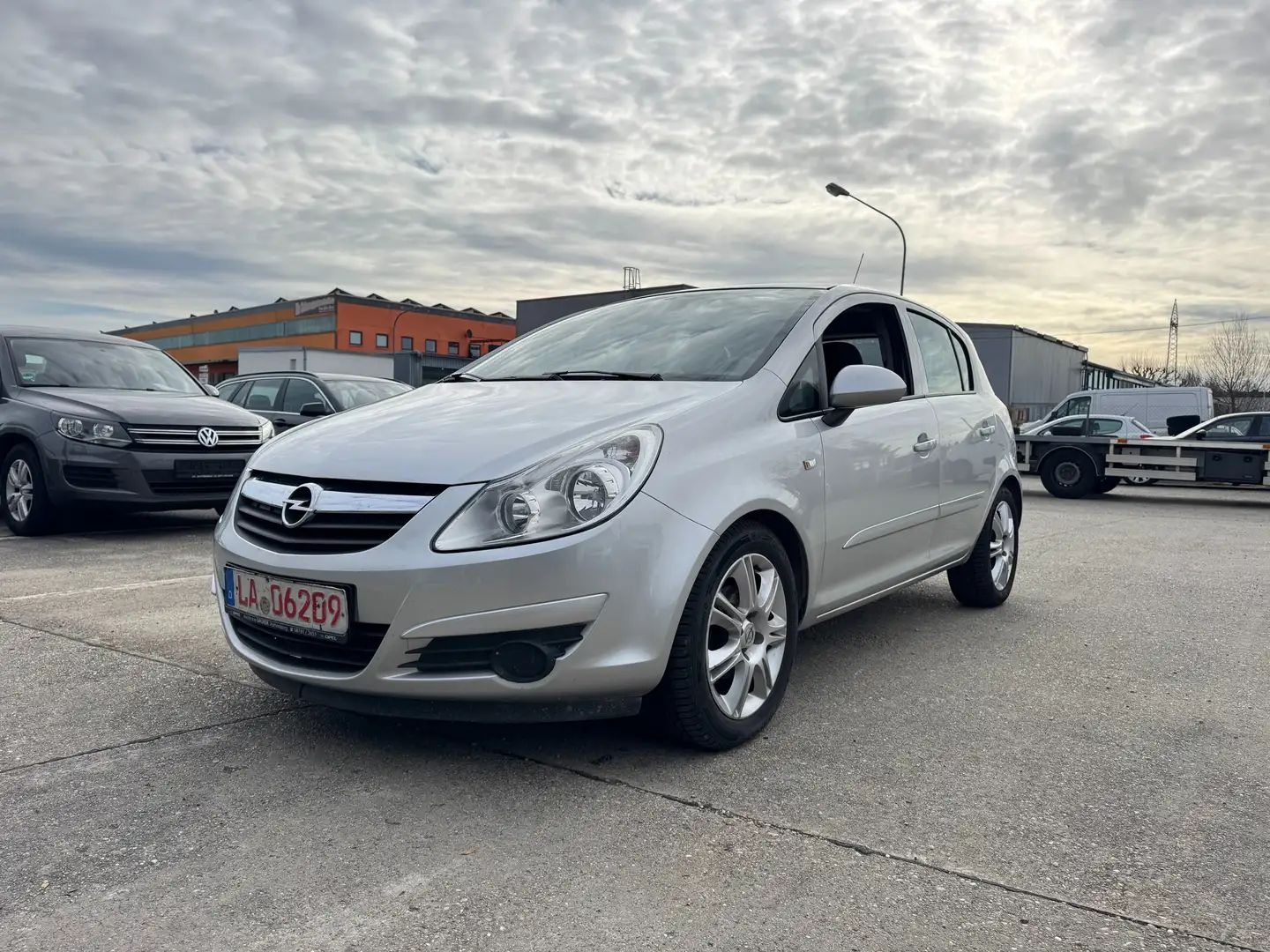 Opel Corsa Basis Gris - 1